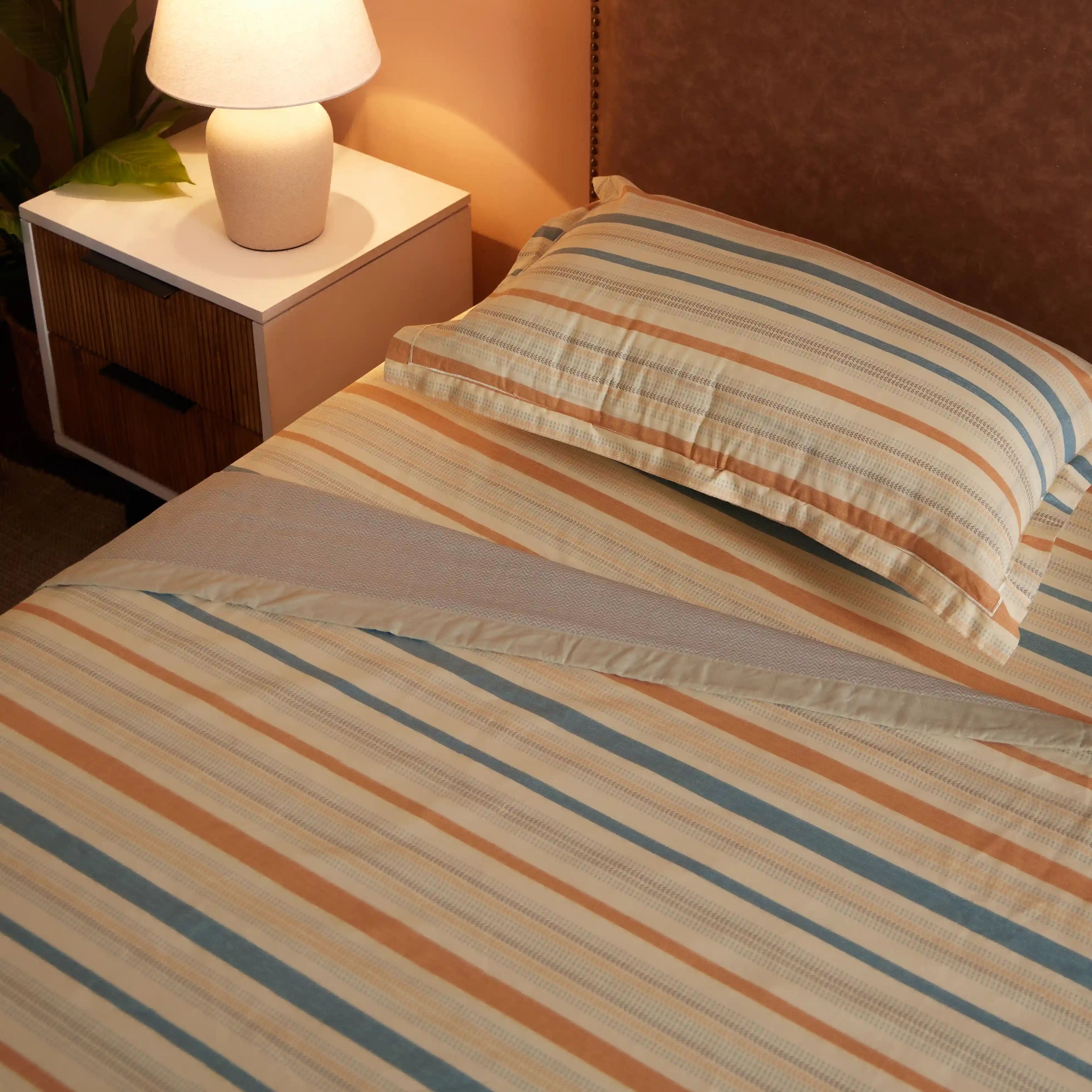 Threadscapes | Woven Textured Printed Reversible Dohar with Super Soft Flannel Layering-Multicolour