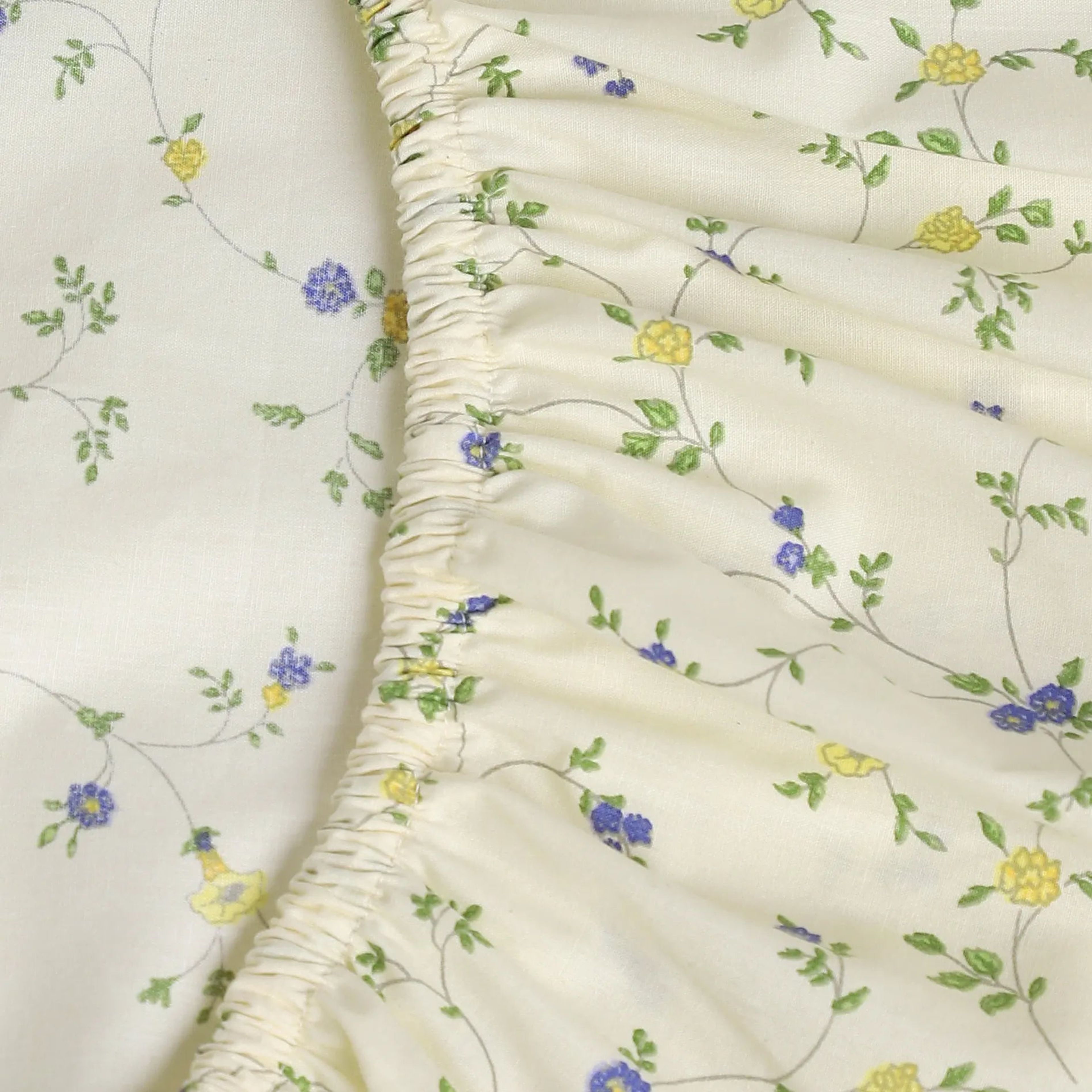 Bloomshire Luxe | Romantic Flora Printed Cotton Fitted Sheet Set | Pillow Cover with Frills-Cream Bloom