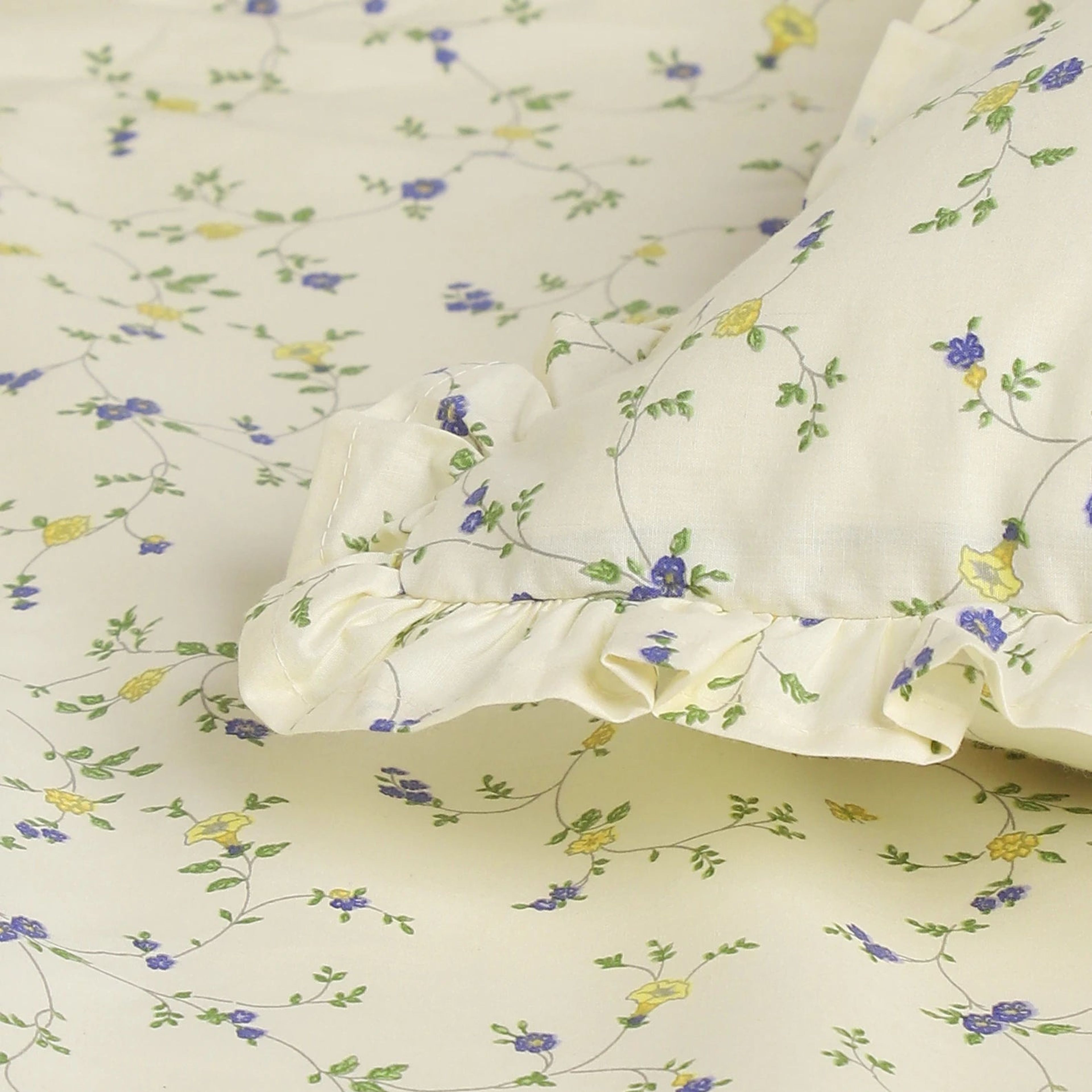 Bloomshire Luxe | Romantic Flora Printed Cotton Fitted Sheet Set | Pillow Cover with Frills-Cream Bloom