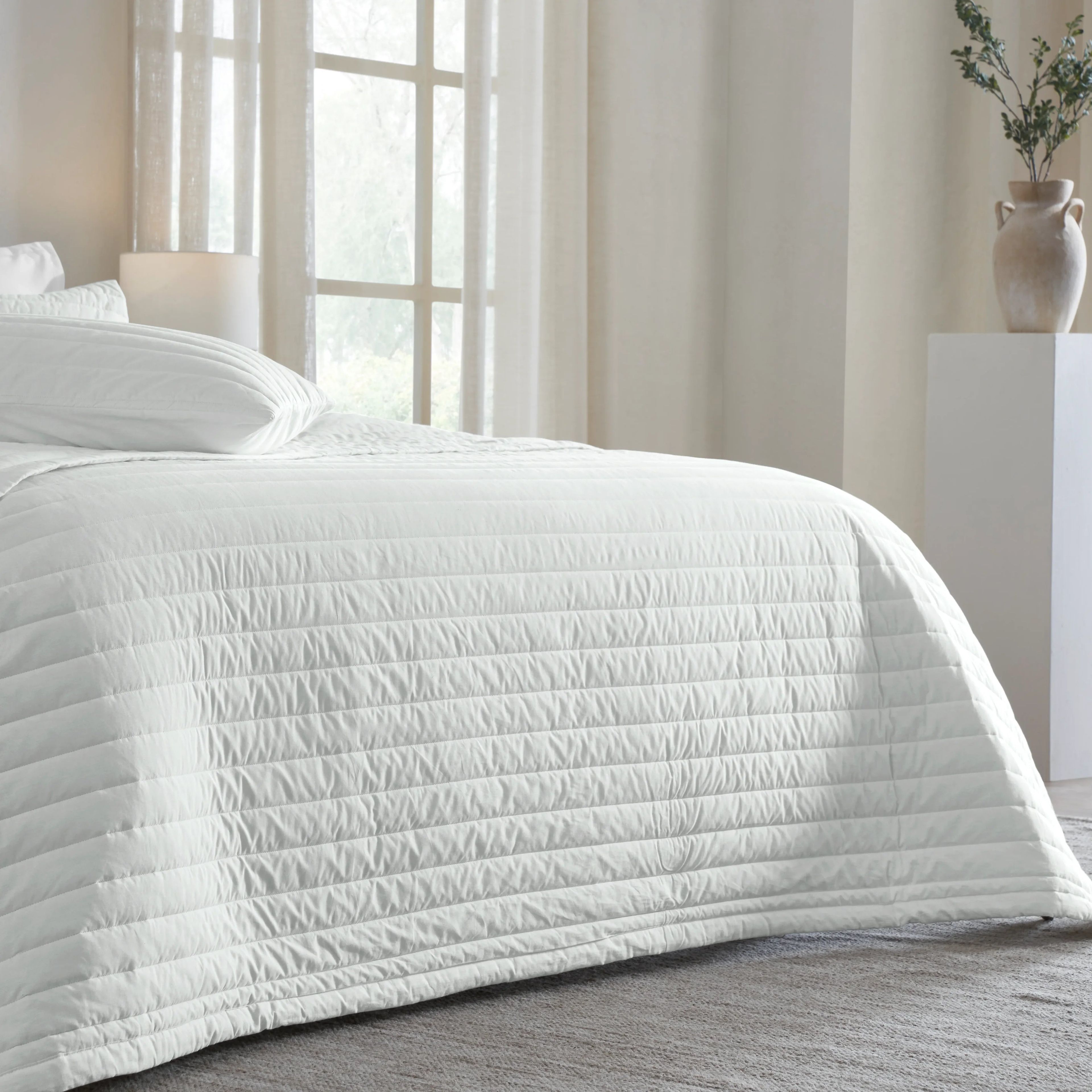 Nuvola | Luxurious Solid Dyed Straight Quilted Cotton Bedcover Set