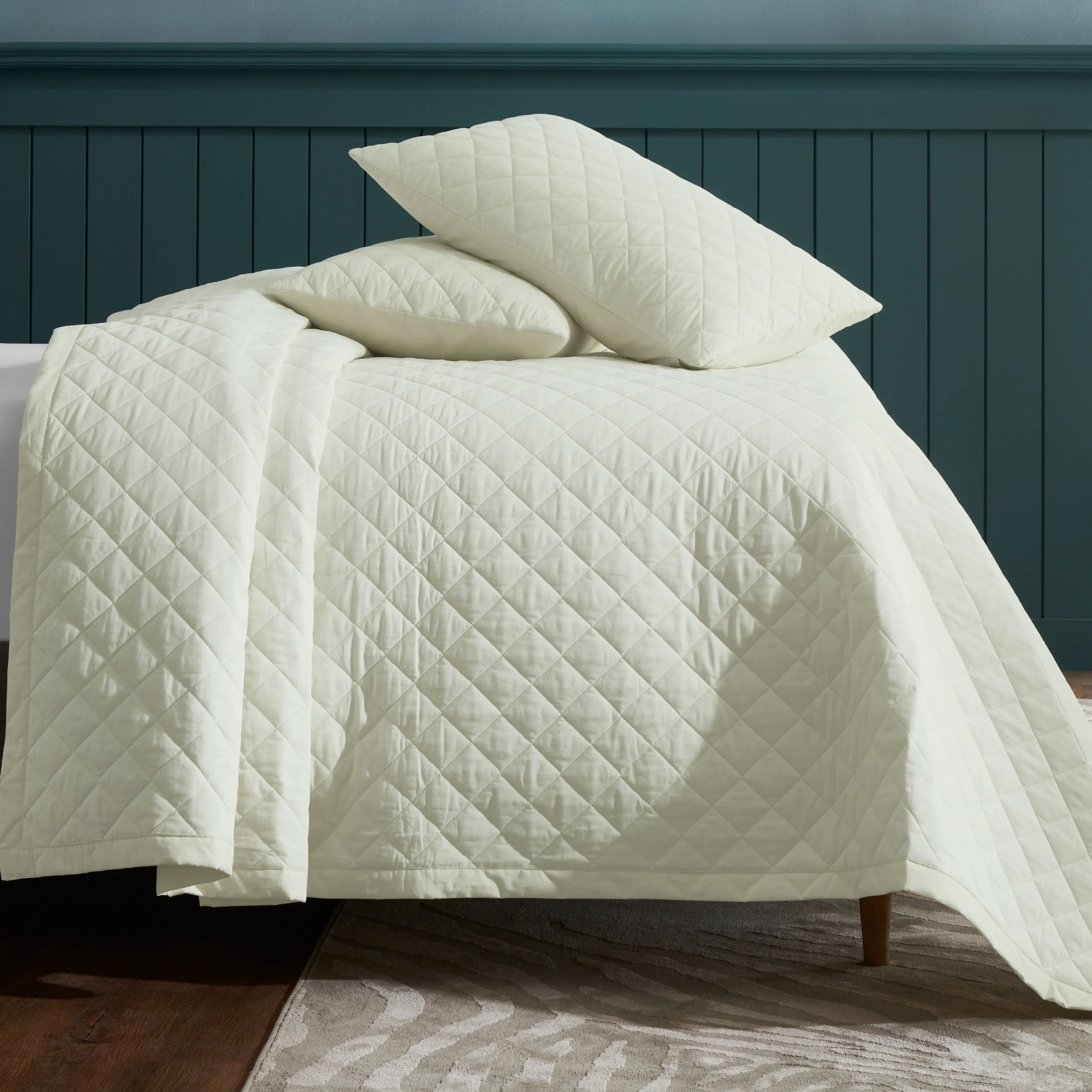 Nuvola | Luxurious Solid Dyed Diamond Quilted Cotton Bedcover Set