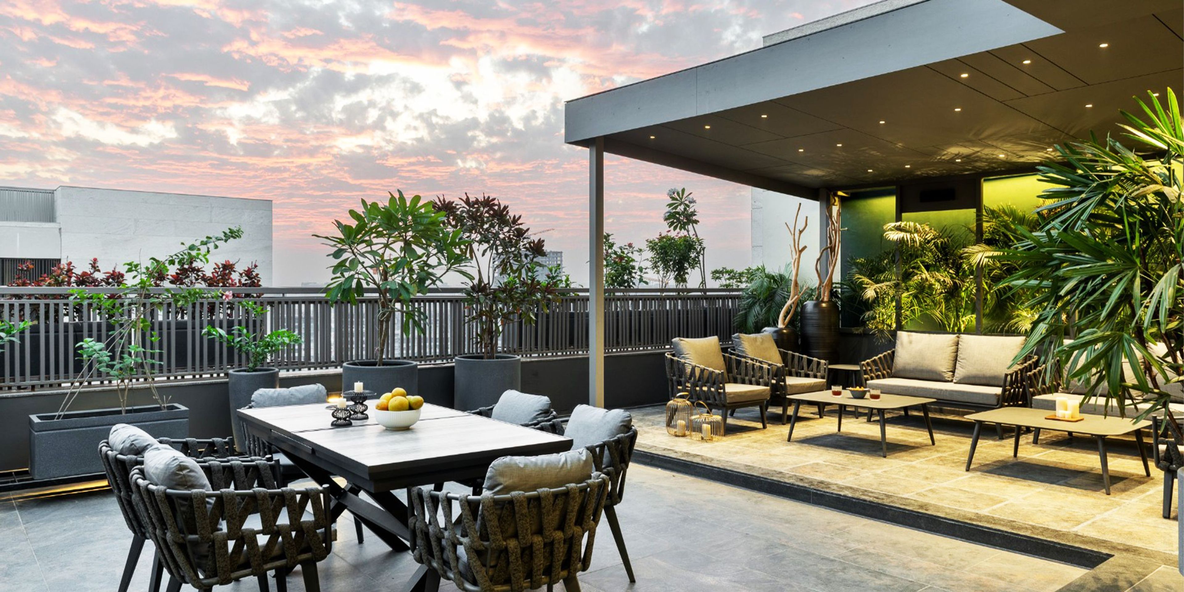 exterior identity_desktop.jpg