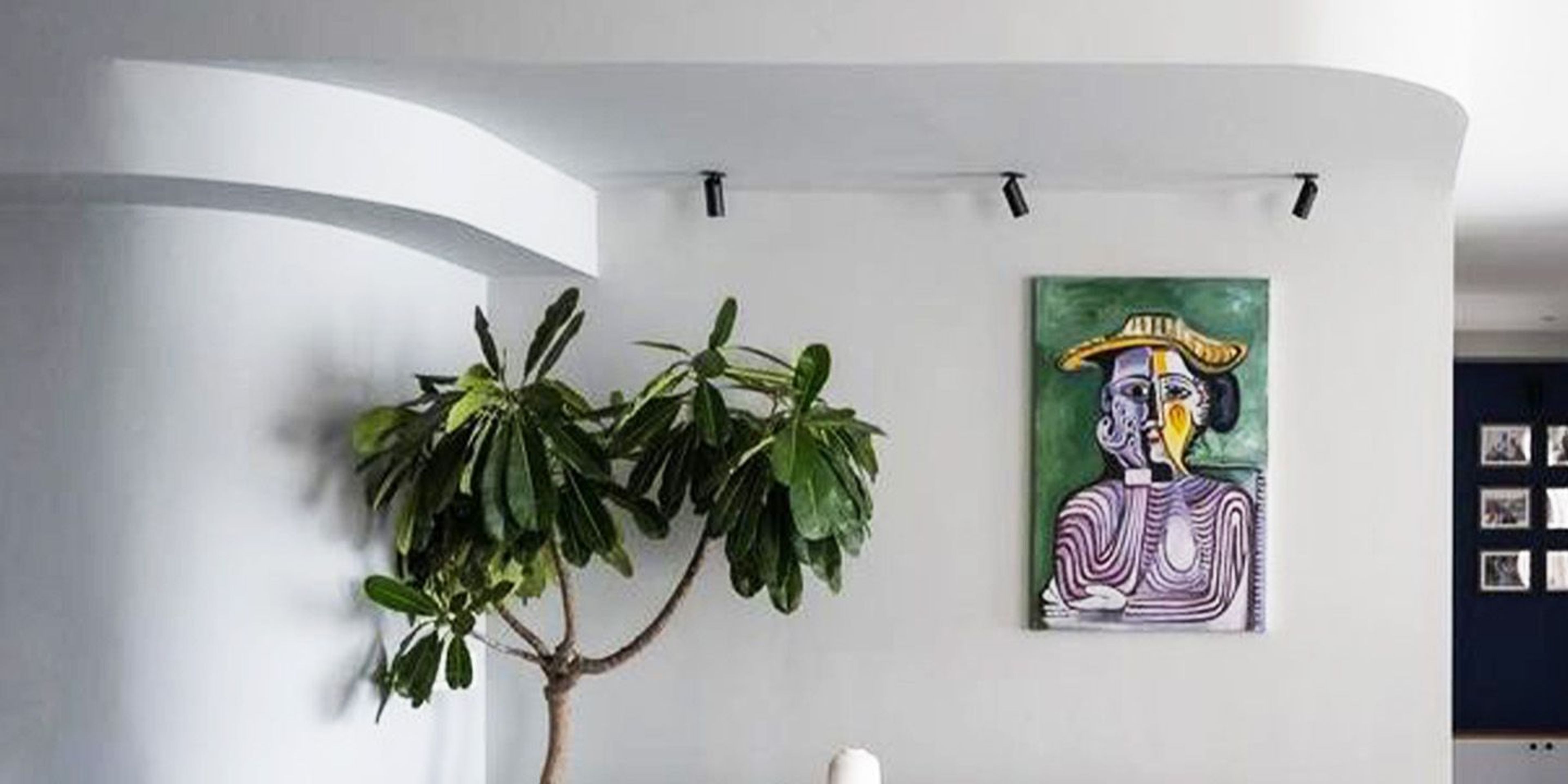 visual artistry_deskop.jpg