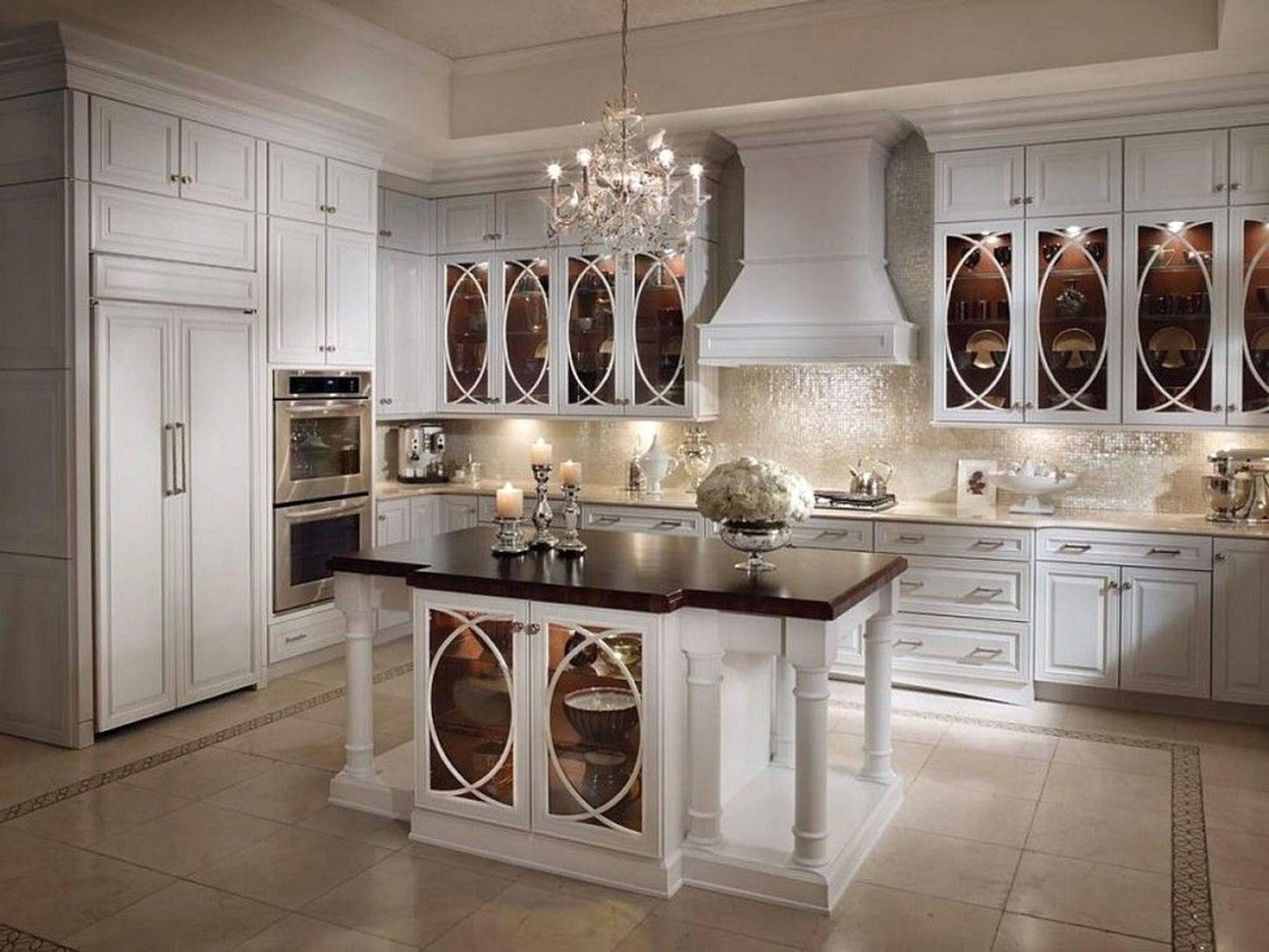 Kitchen Trend | Glass Cabinets