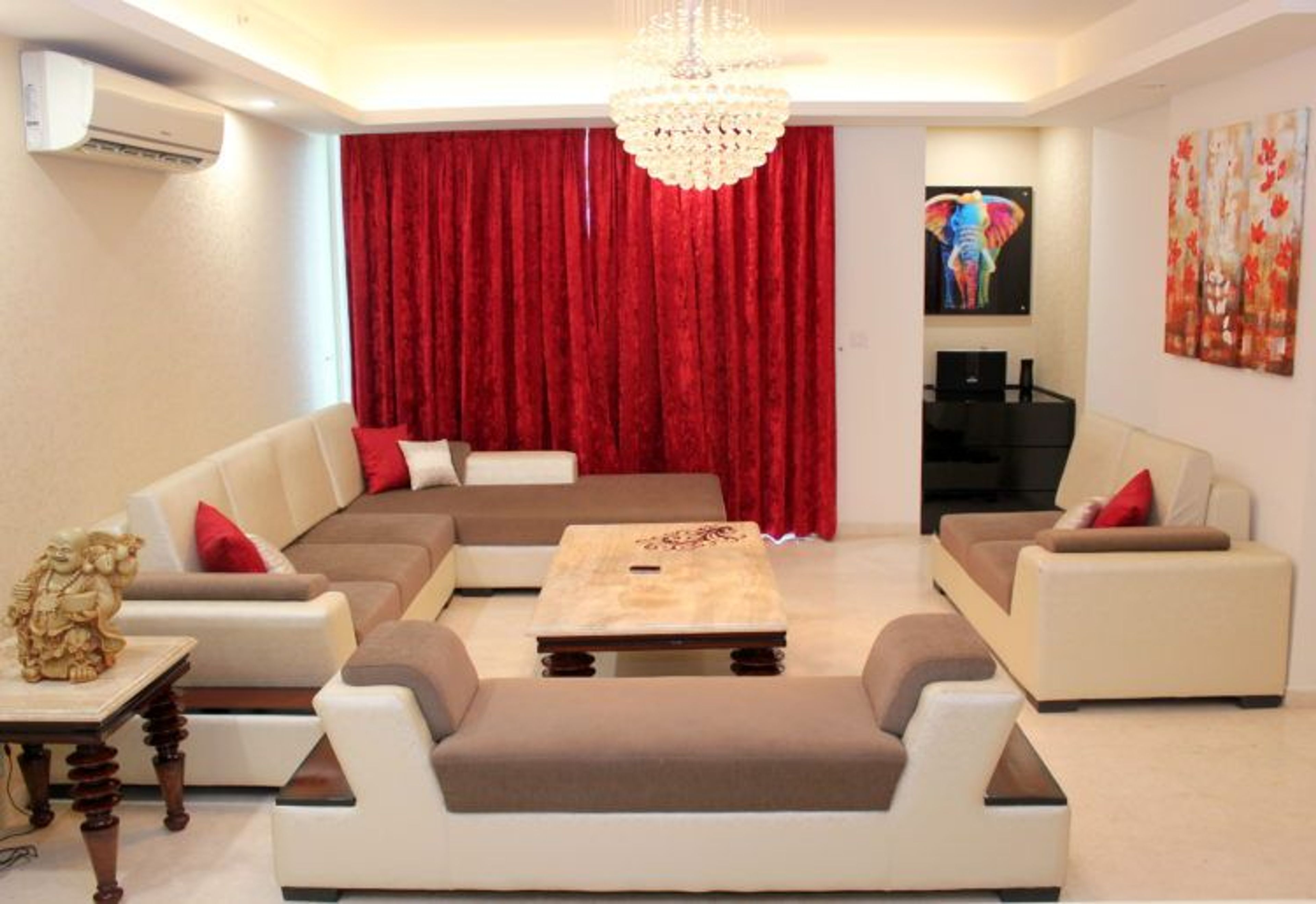 A Jewel Box Apartment In Gurgaon For A Family Of Six