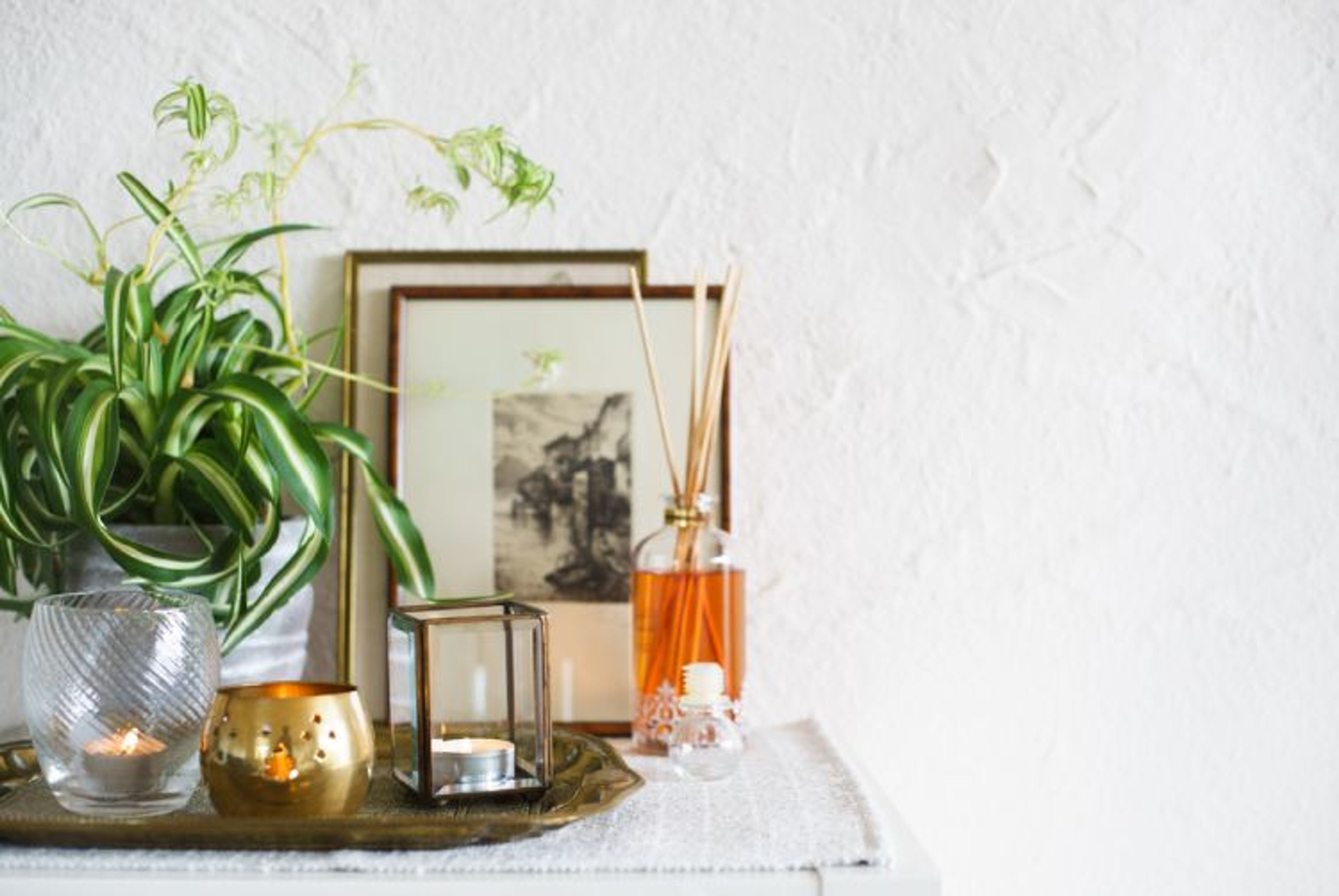 6 Easy Ways To Get A Home That Smells Like A Spa