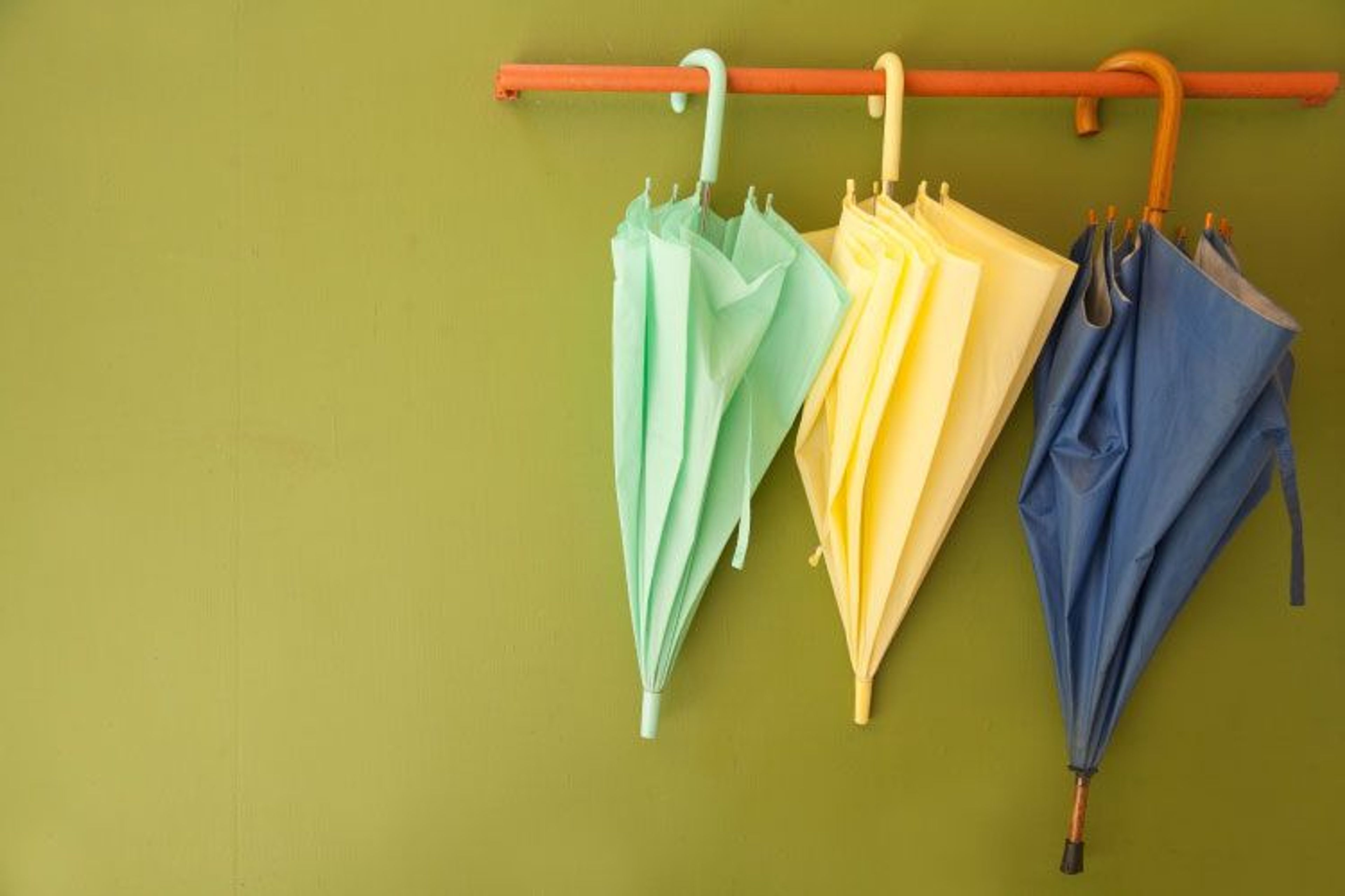 7 Ways To Keep Your Home’s Entrance Dry During Monsoons   