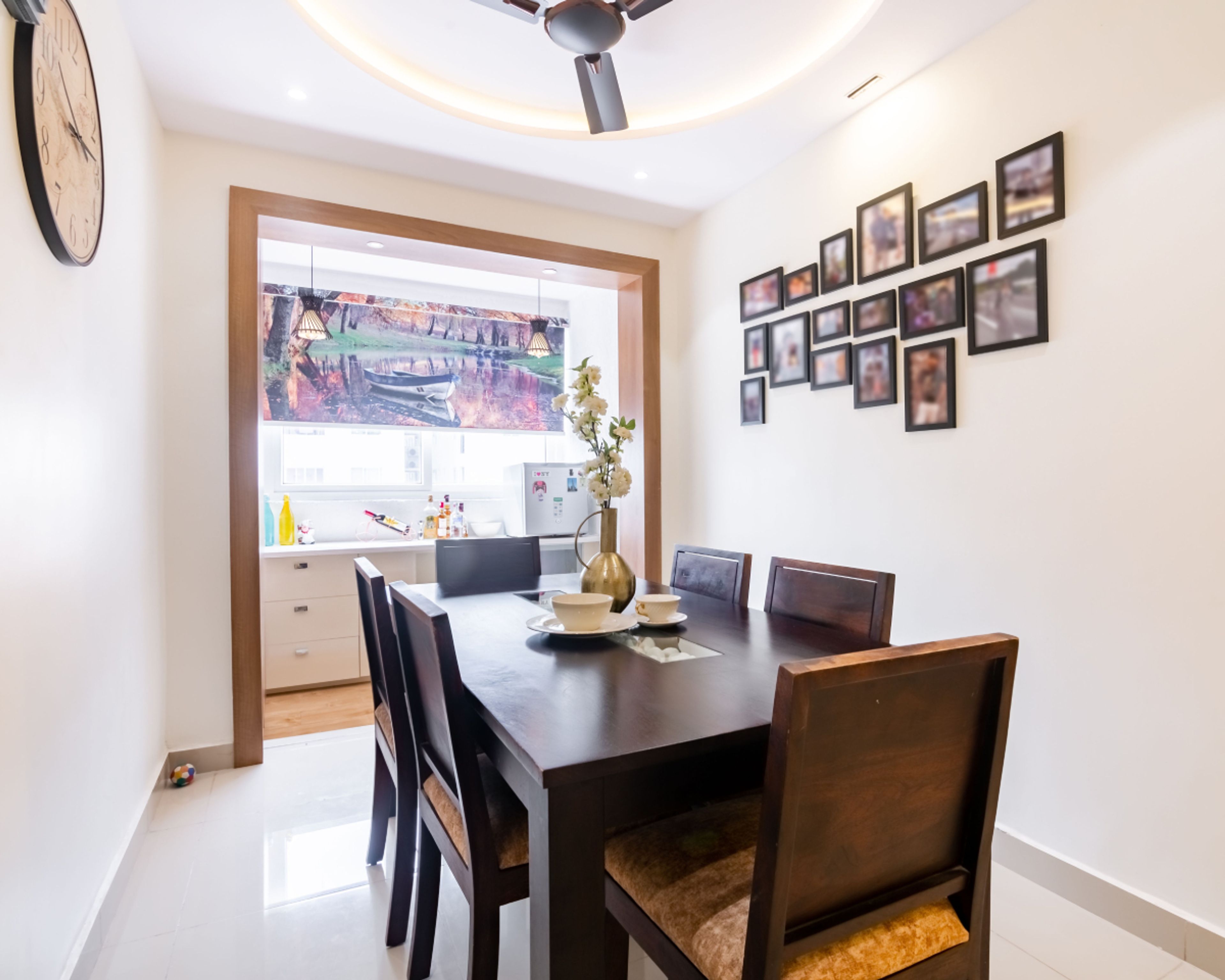 Spacious False Ceiling Design - Livspace