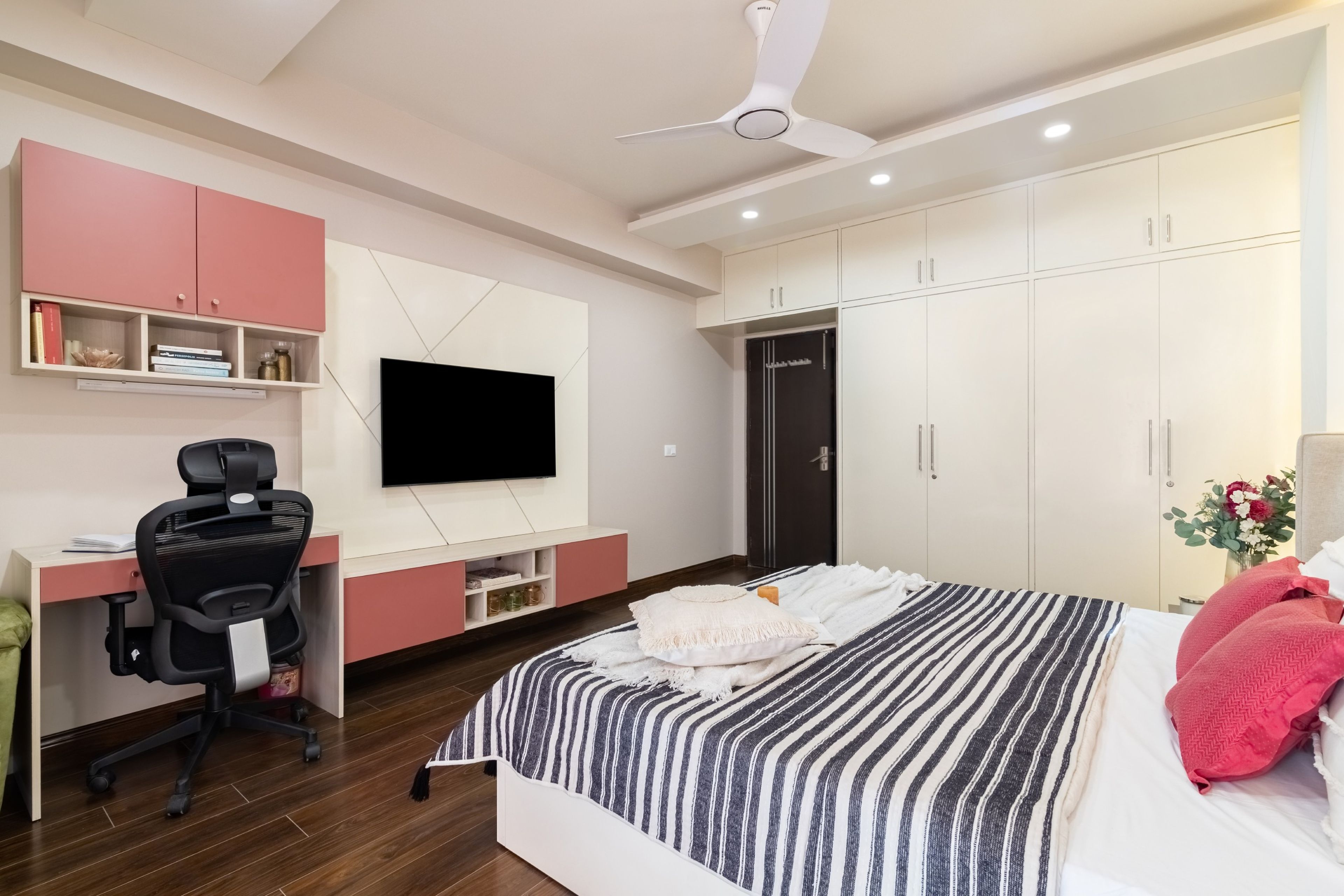 Simple Parallel Drop Down False Ceiling For Bedroom - Livspace