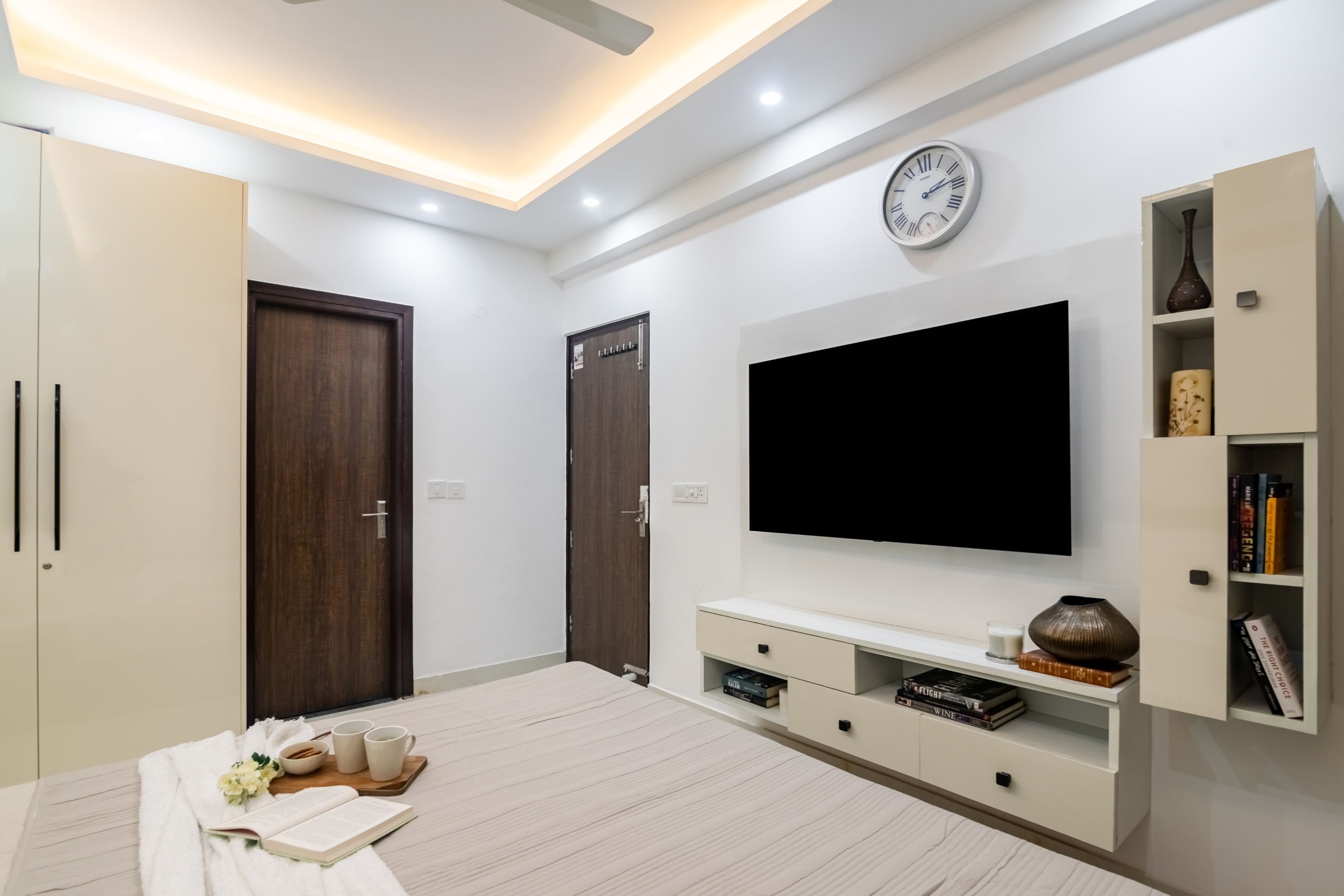 U-Shaped Drop-Down False Ceiling Design - Livspace