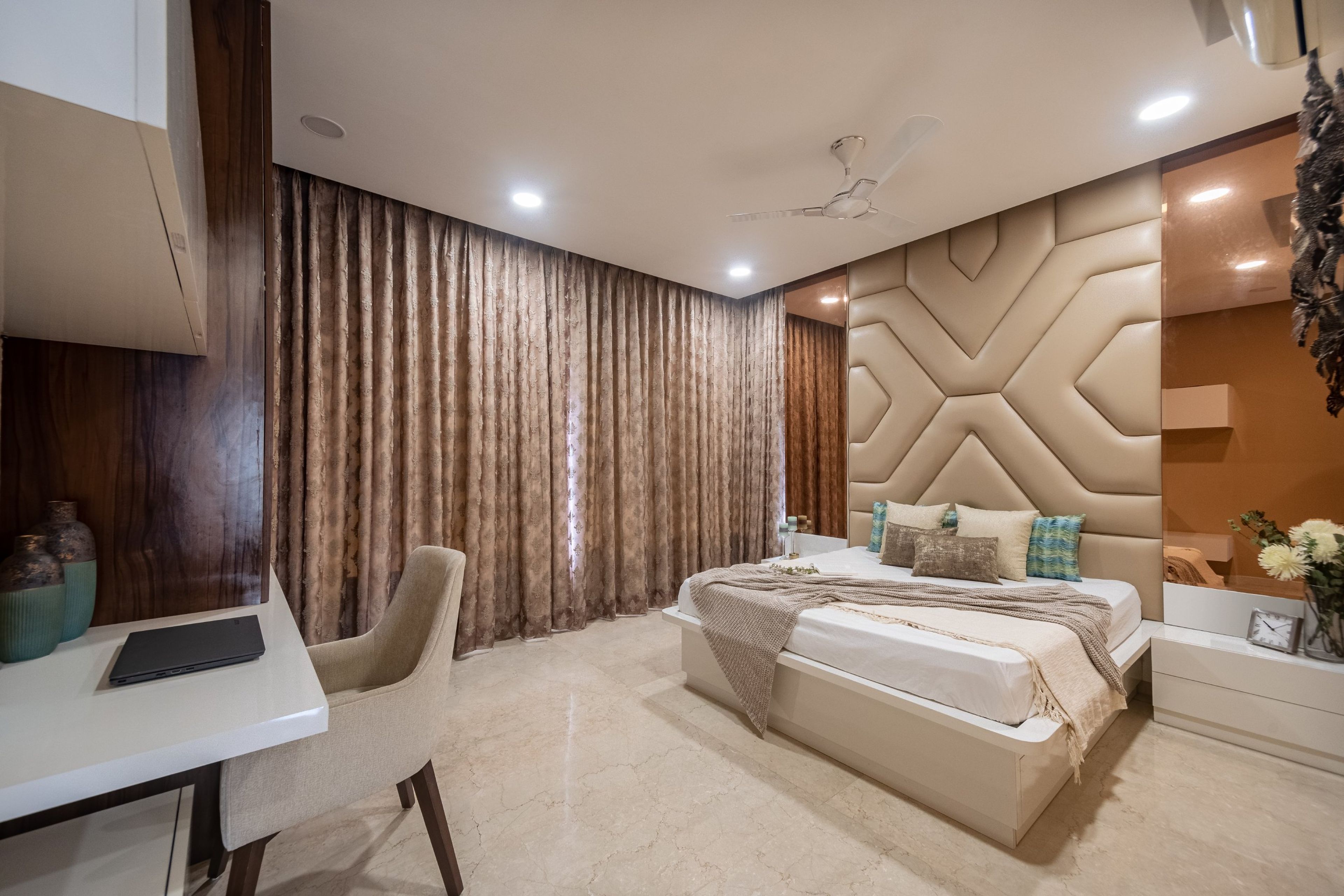 Contemporary Flooring Design In Light Beige With Minimal Vein Pattern