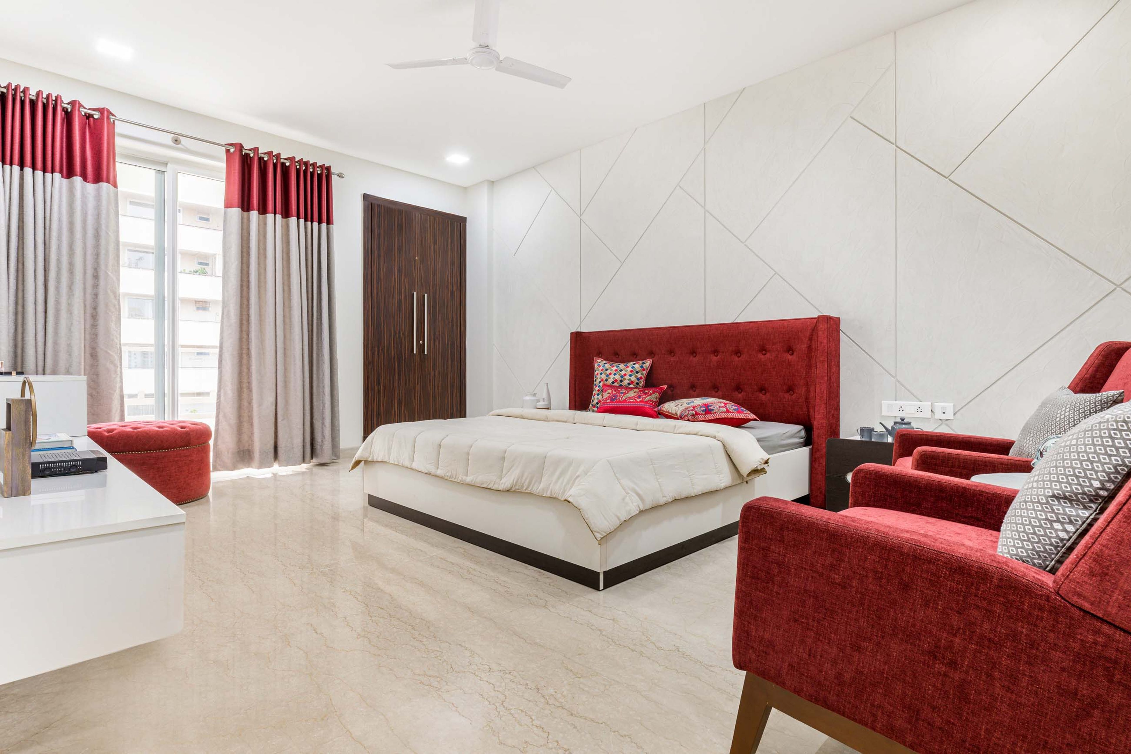 Contemporary Glossy Bedroom Tiles Design