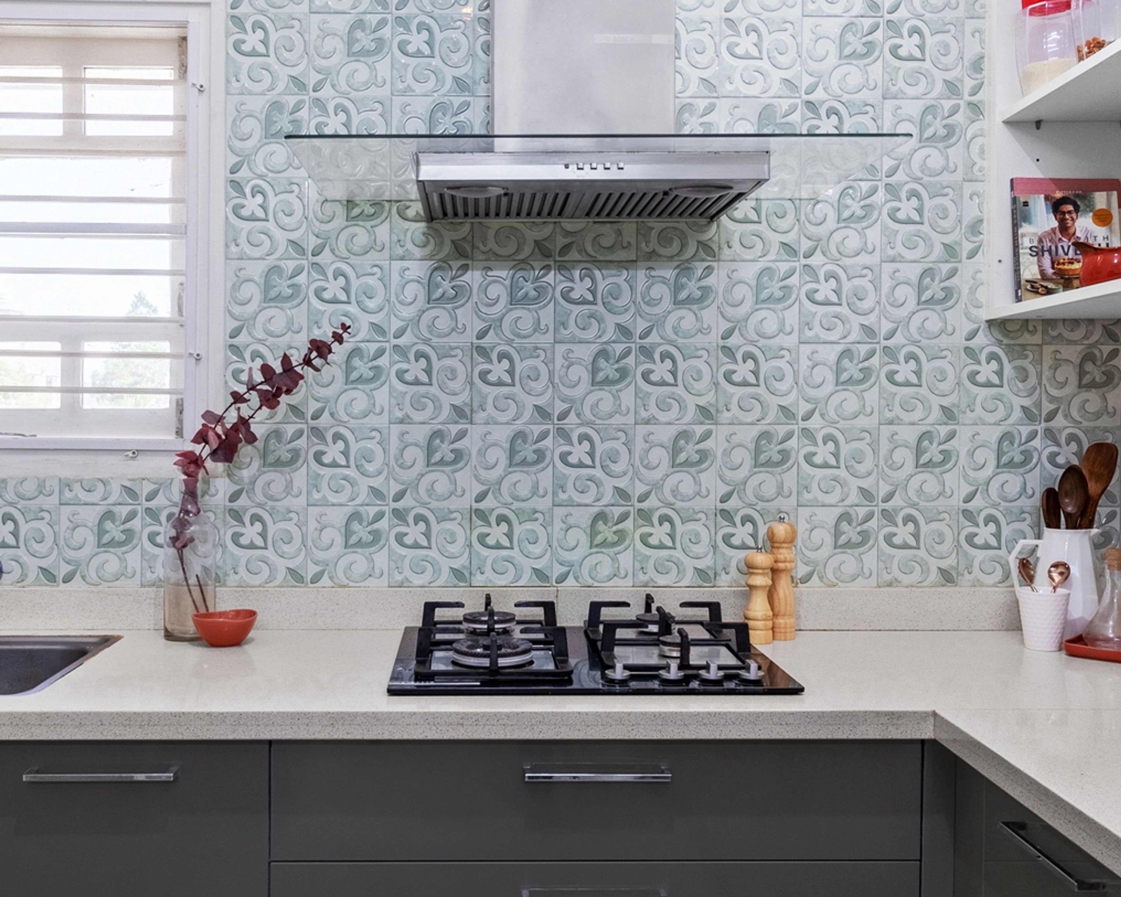 Contemporary Ceramic Kitchen Tile Design With Floor Tiles