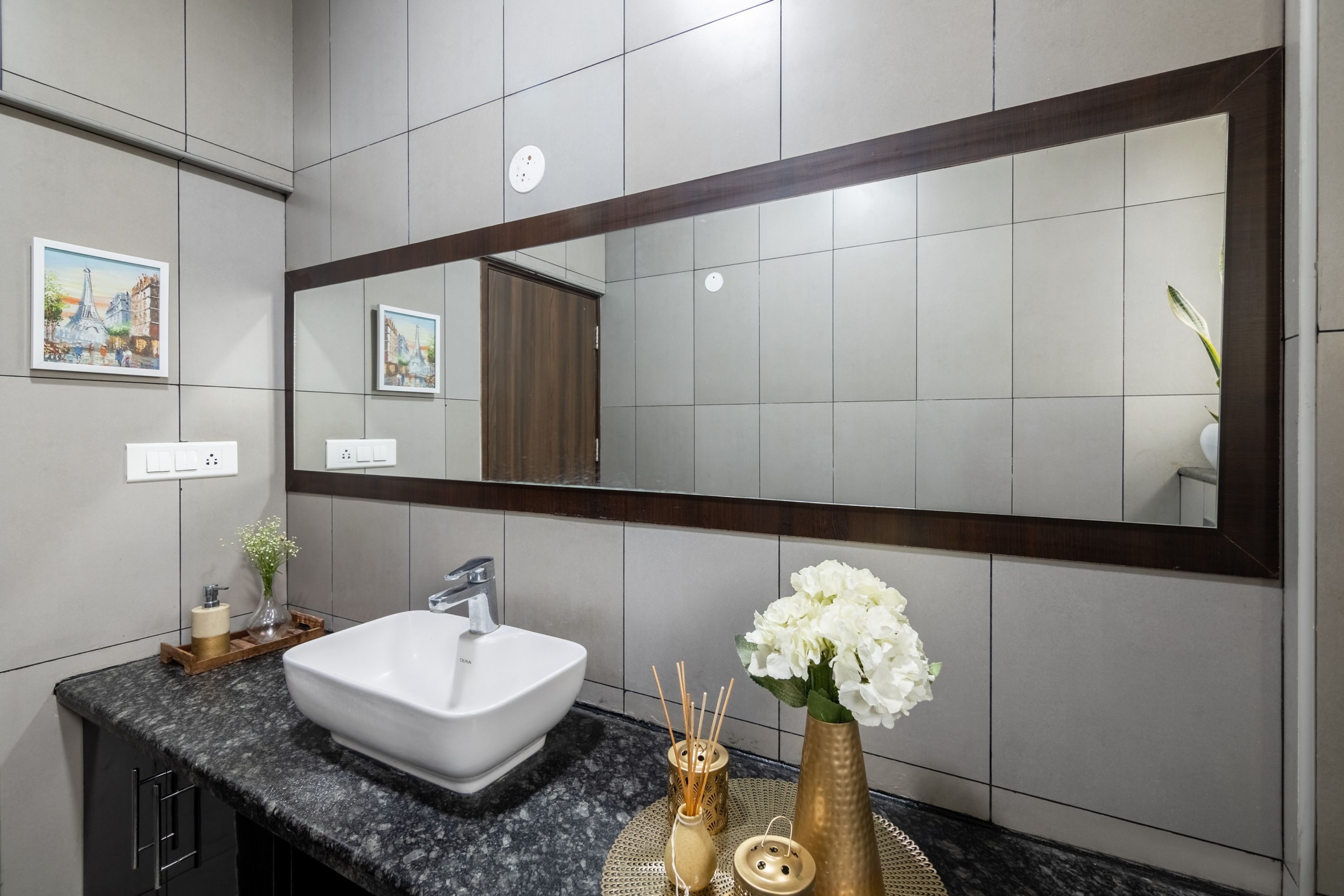 Contemporary Bathroom Tile Design With Grey Tiles
