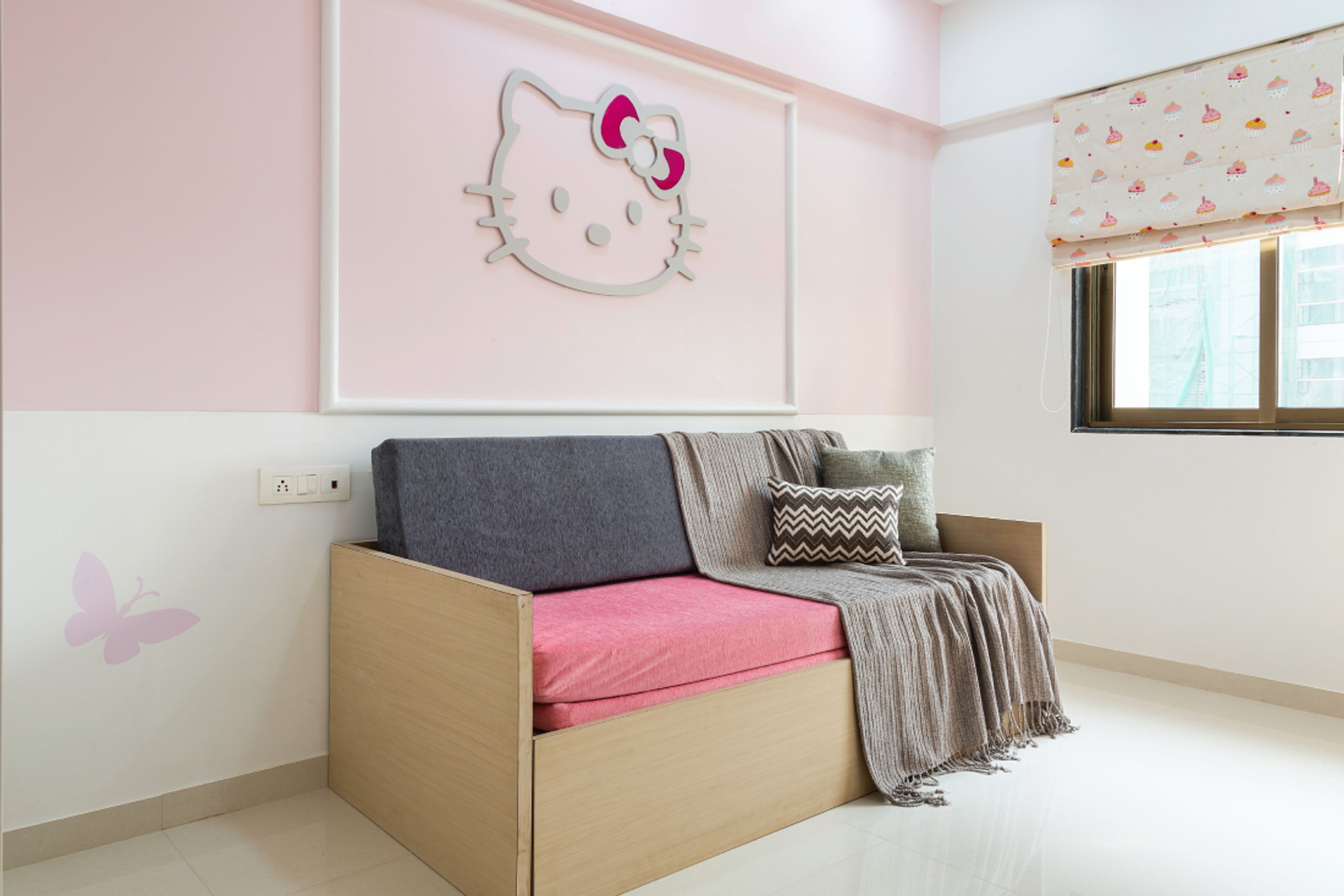 Modern Bedroom Wall Paint With Hello Kitty Wall Decor