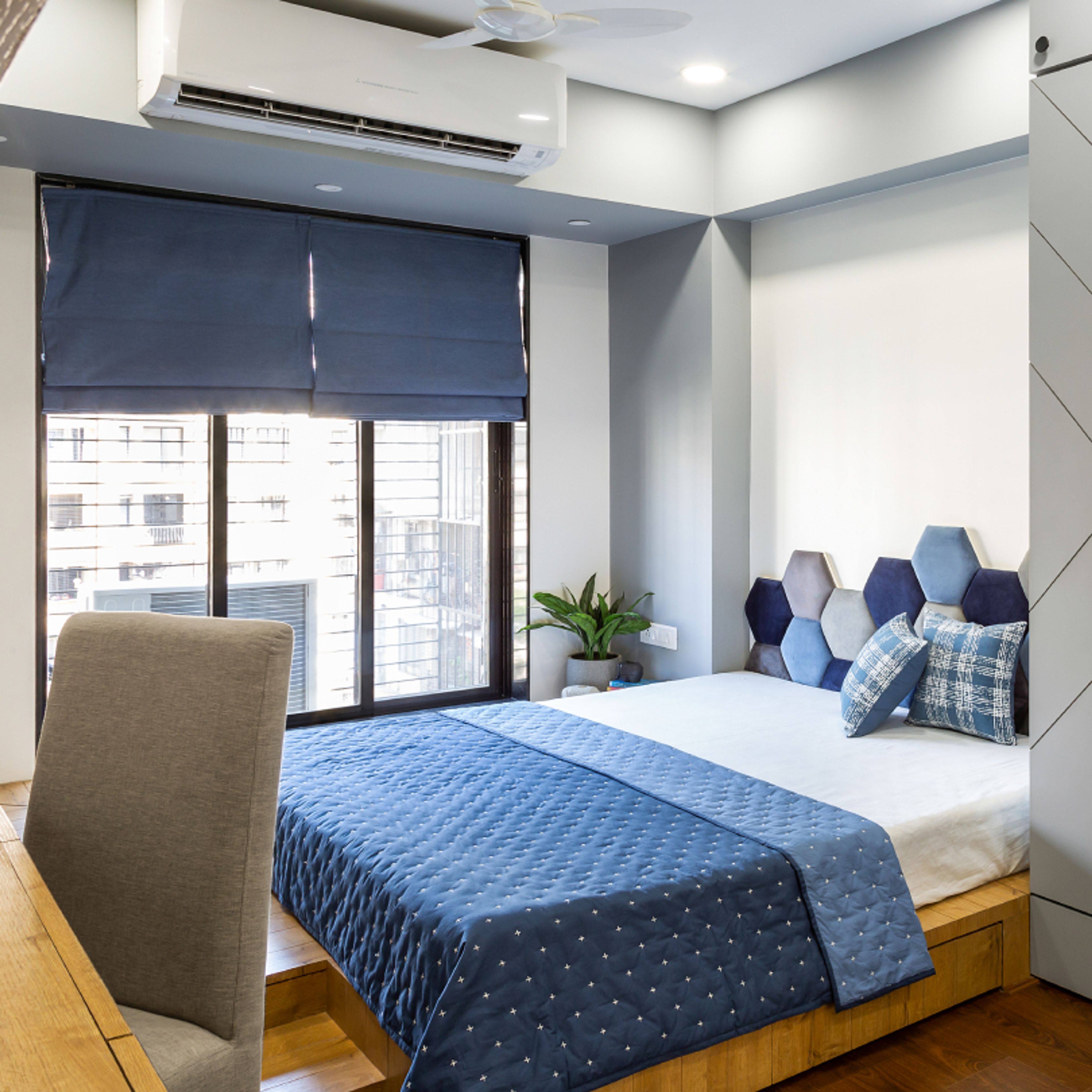 Grey And White Wall Paint For Bedrooms - Livspace