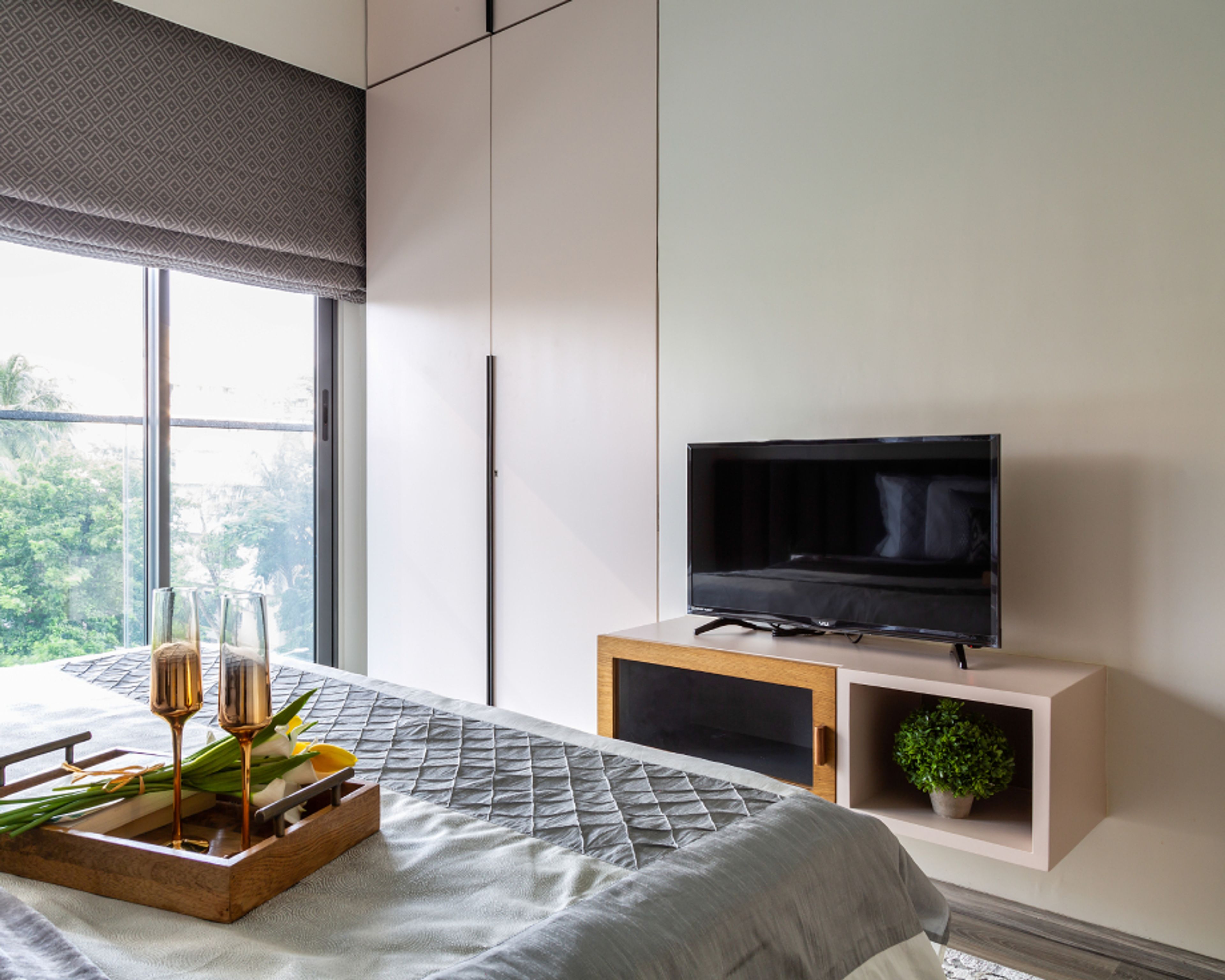 Bedroom Wall Paint With Neutral Colours - Livspace