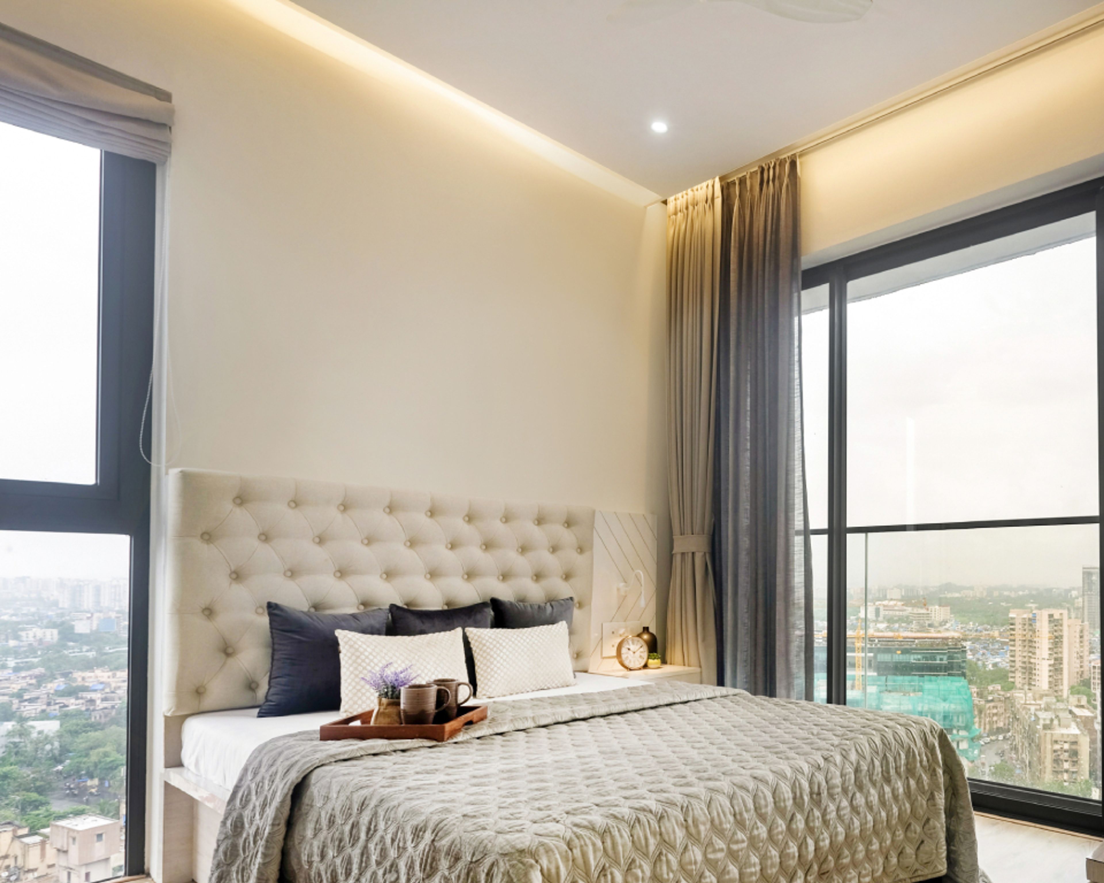 Light Cream Wall Paint For Small Bedrooms - Livspace