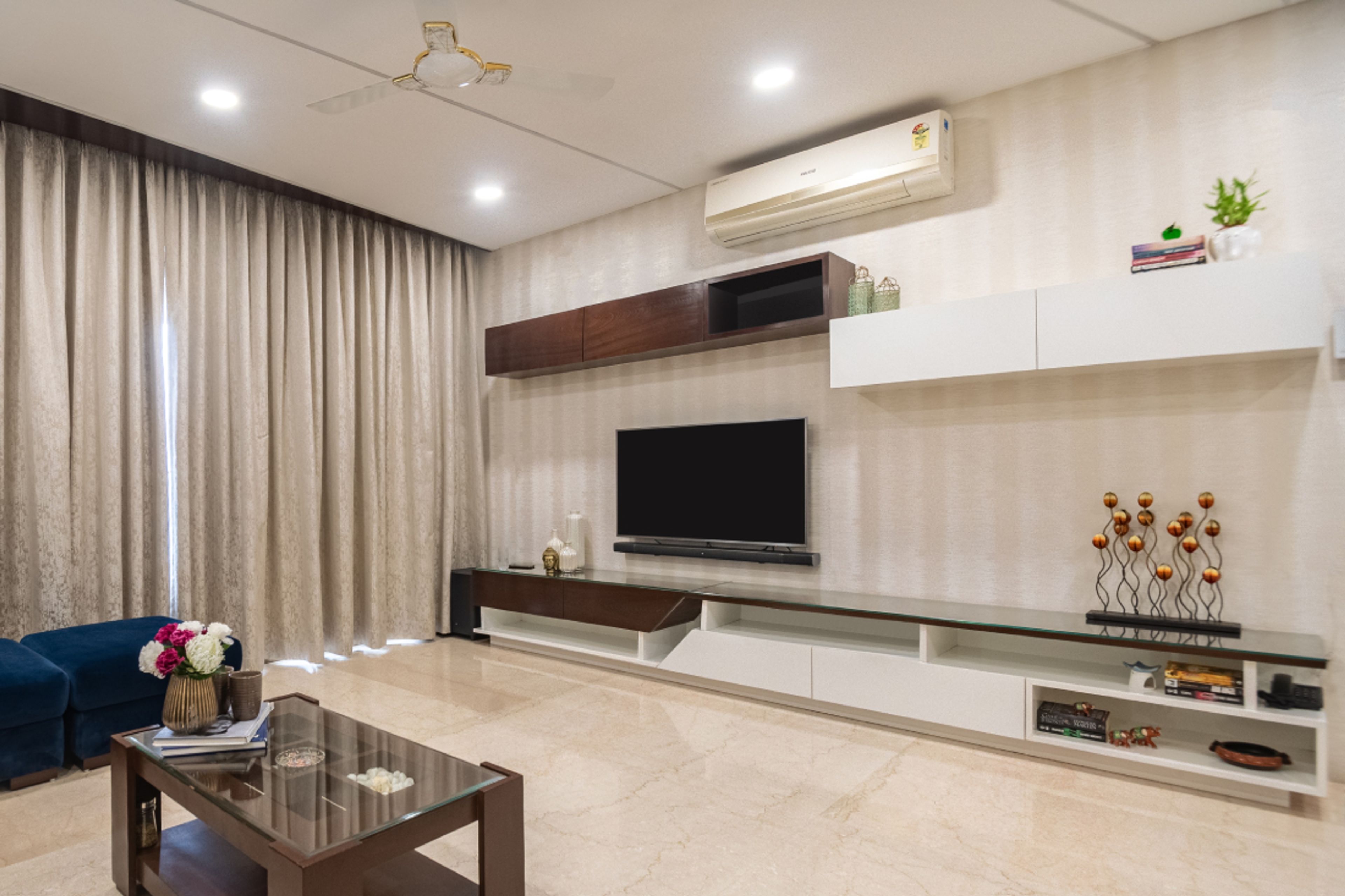 Beige Wallpaper For Neutral-Toned Rooms - Livspace