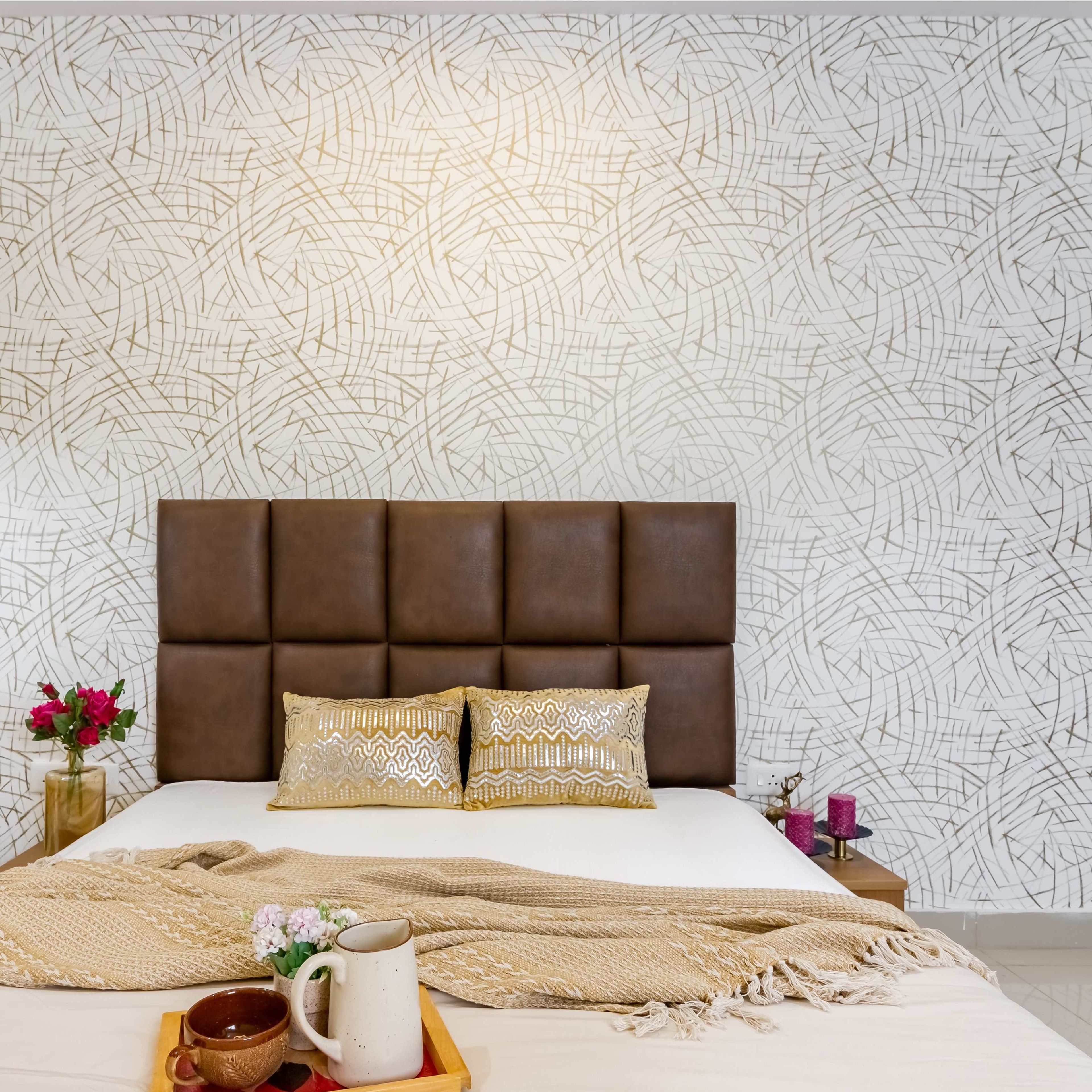 Modern White And Grey Bedroom Wallpaper