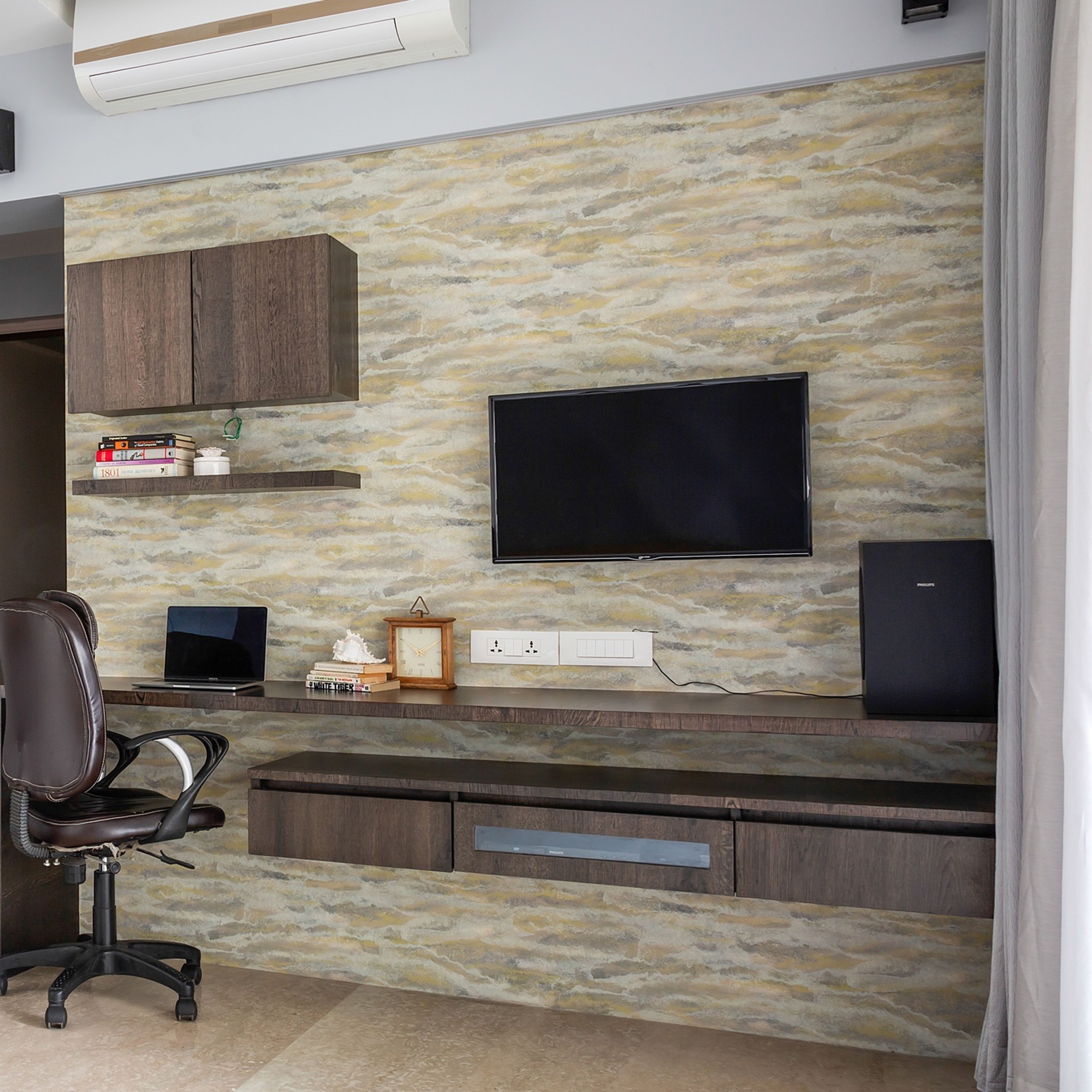 Modern Wallpaper Design With A Textured Finish