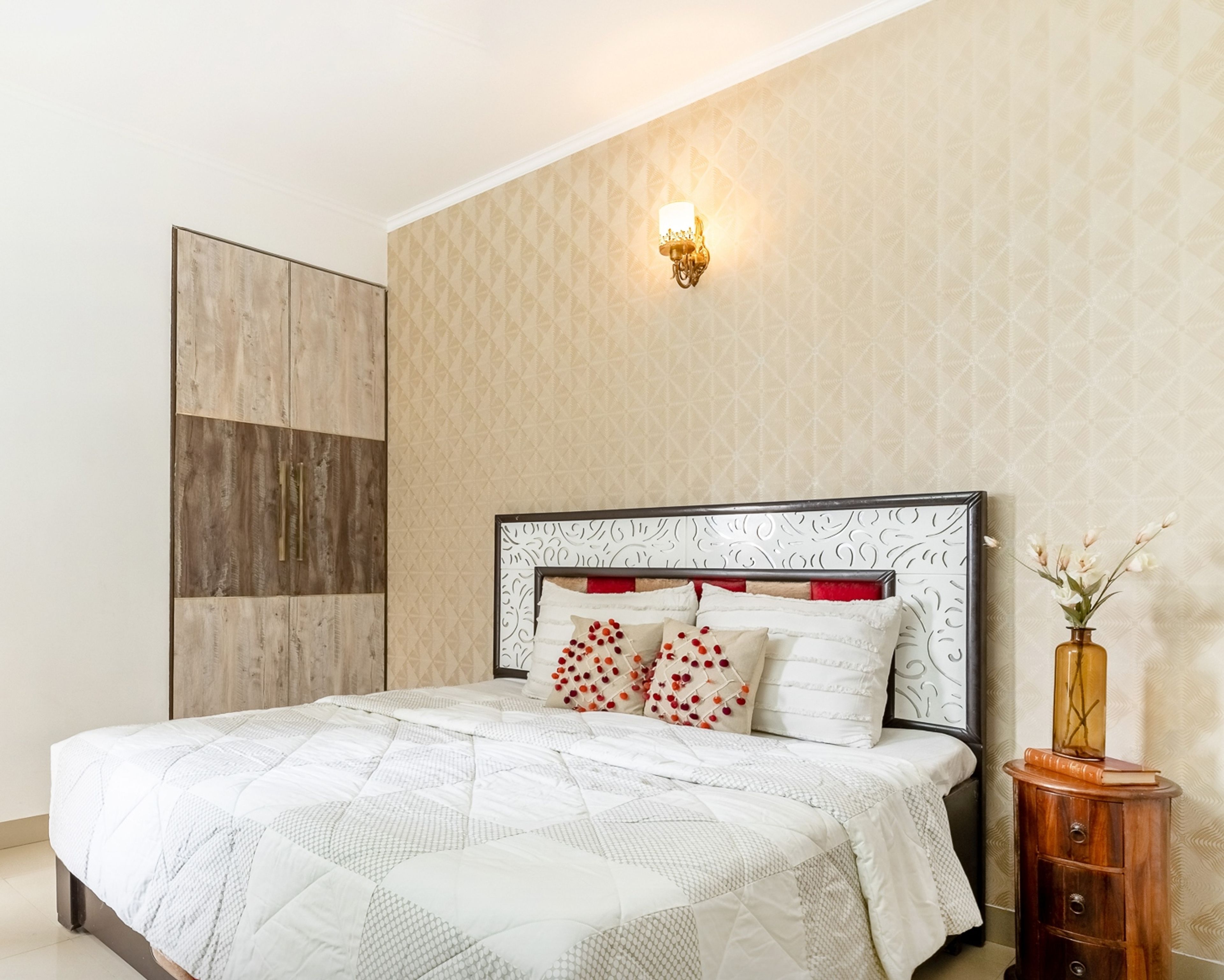 Beige Patterned Bedroom Wallpaper - Livspace