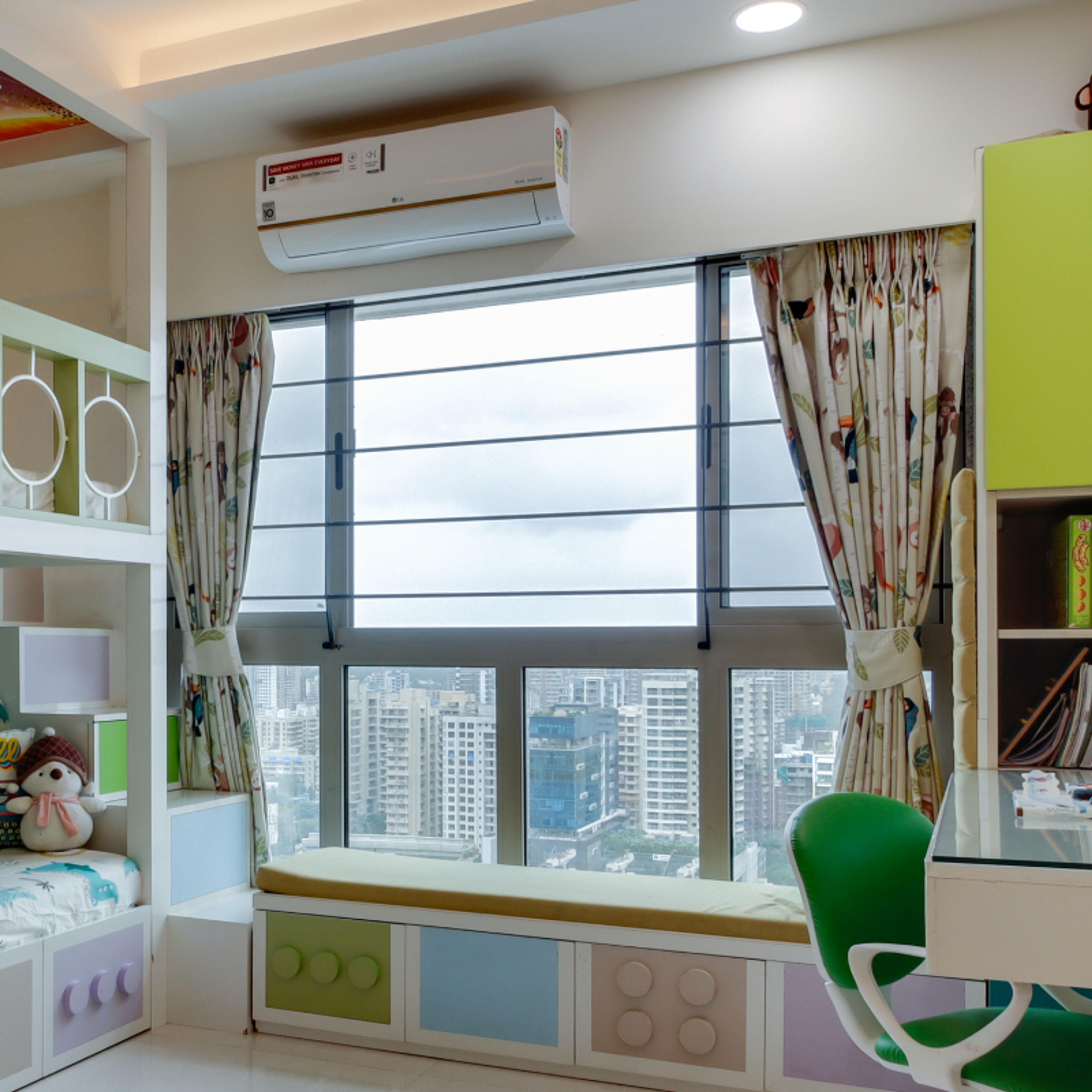 Modern Aluminum-Profiled Window Design With A Sliding Shutter