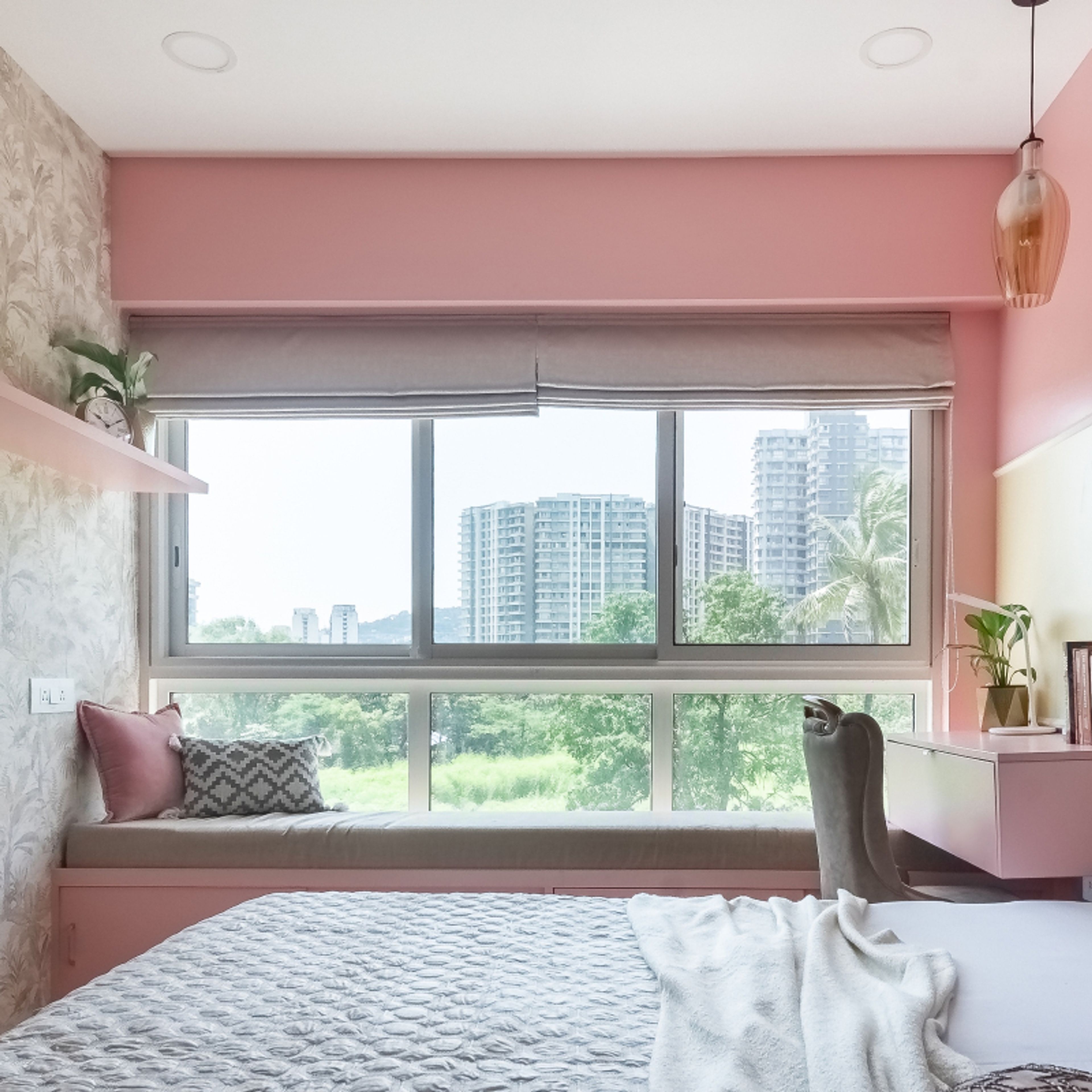 Full-Length Modern Window Design With Seating