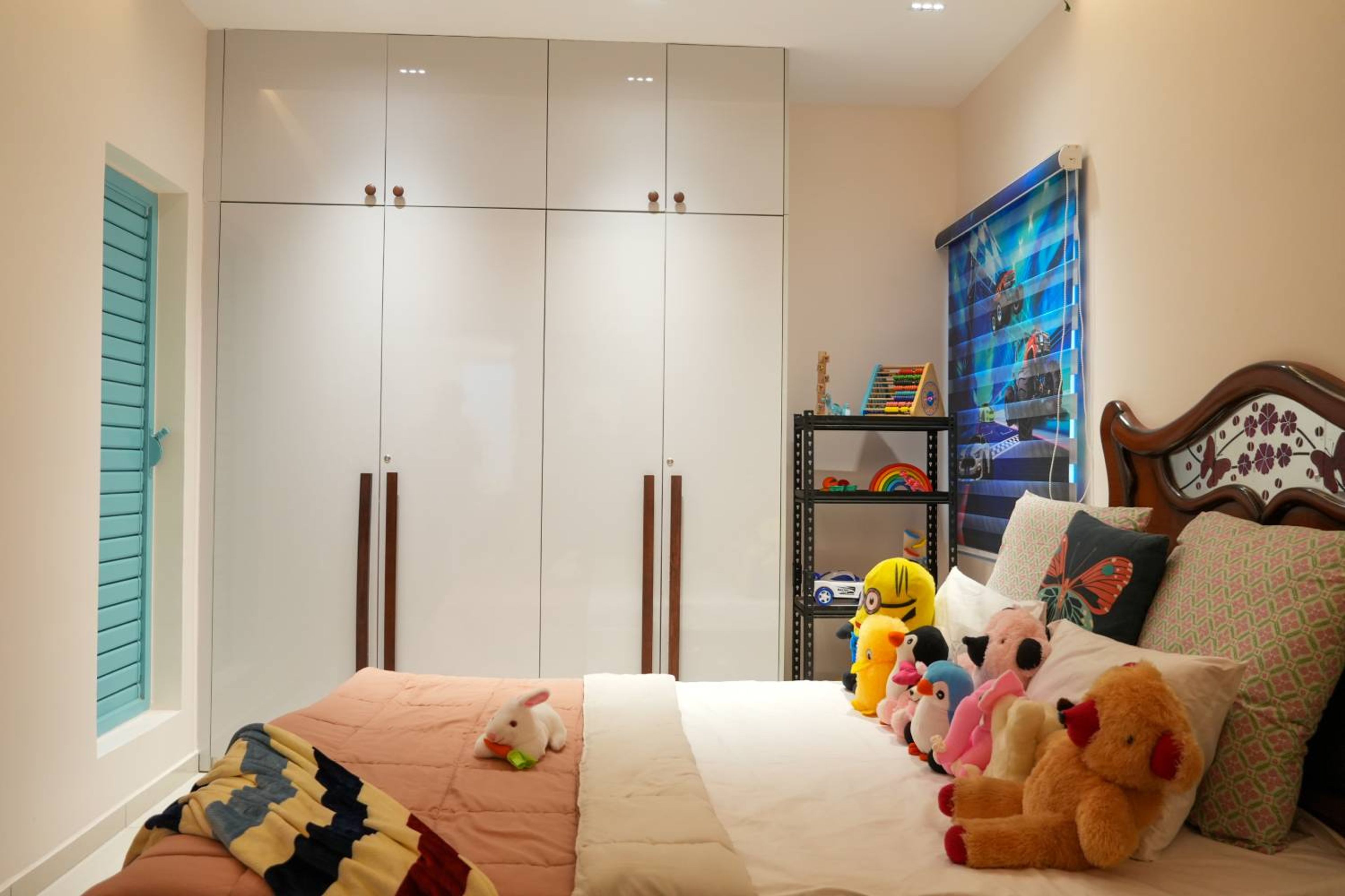 Kids Bedroom Design with 4-Door Off-White Swing Wardrobe Design