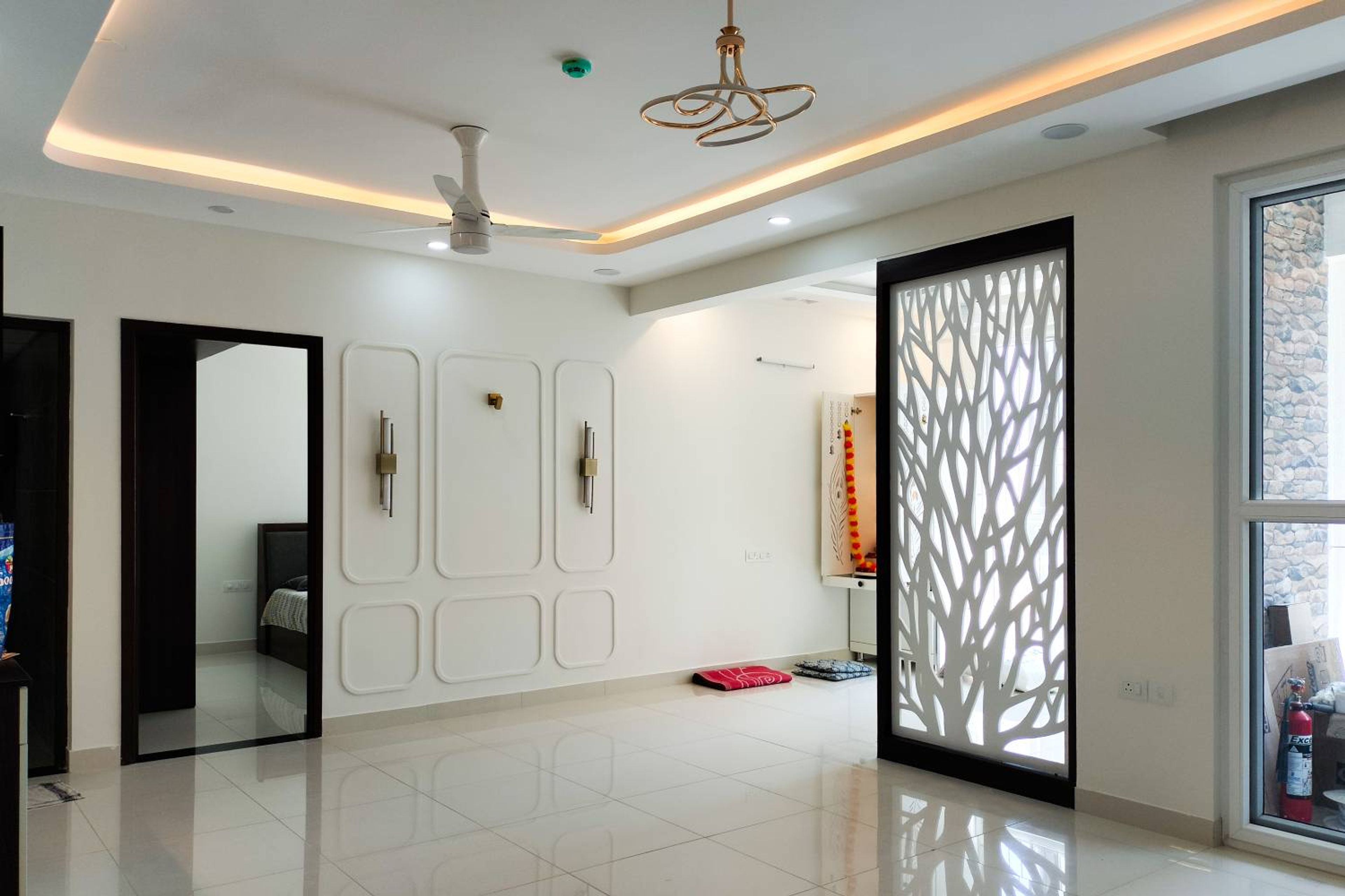 False Ceiling Design with Recessed Spotlights and Cove Lighting