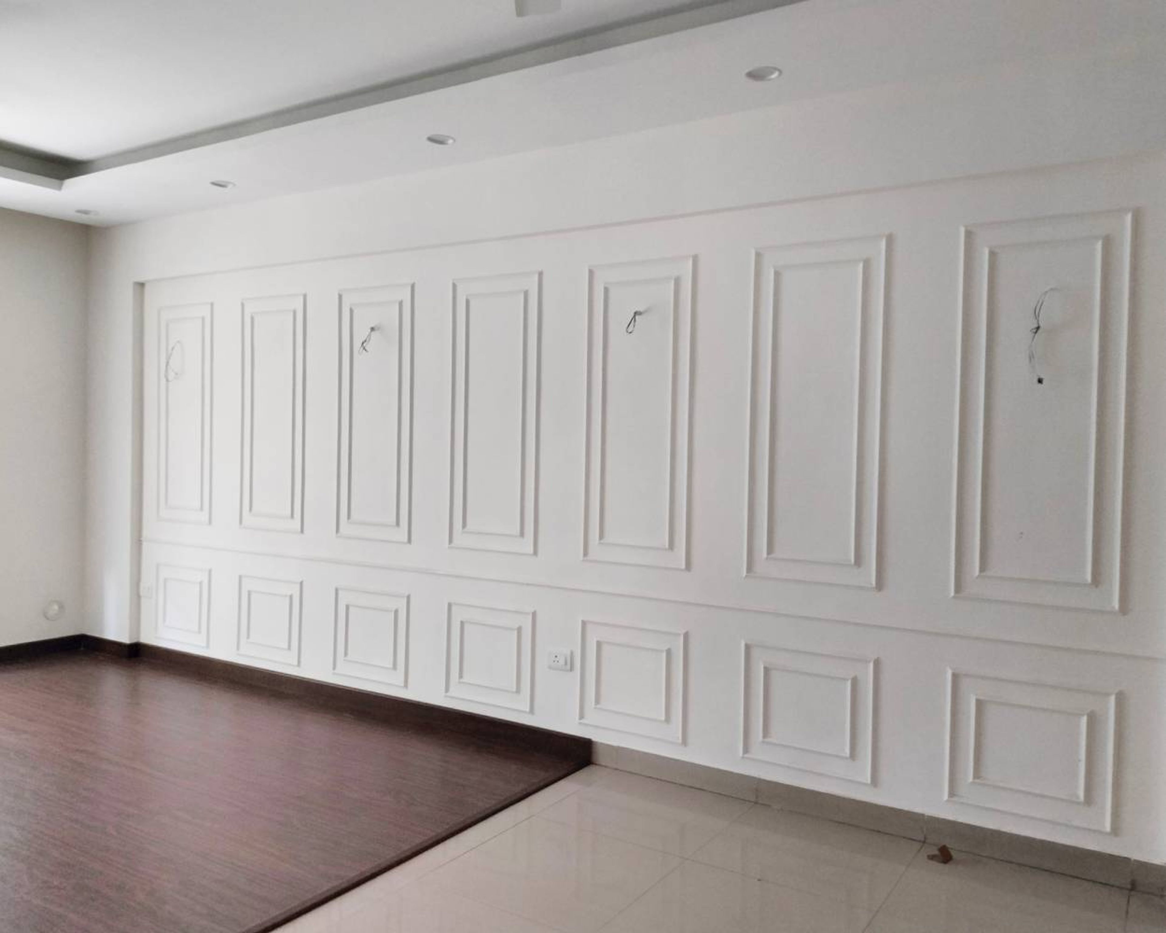 White Wall with Double Trims