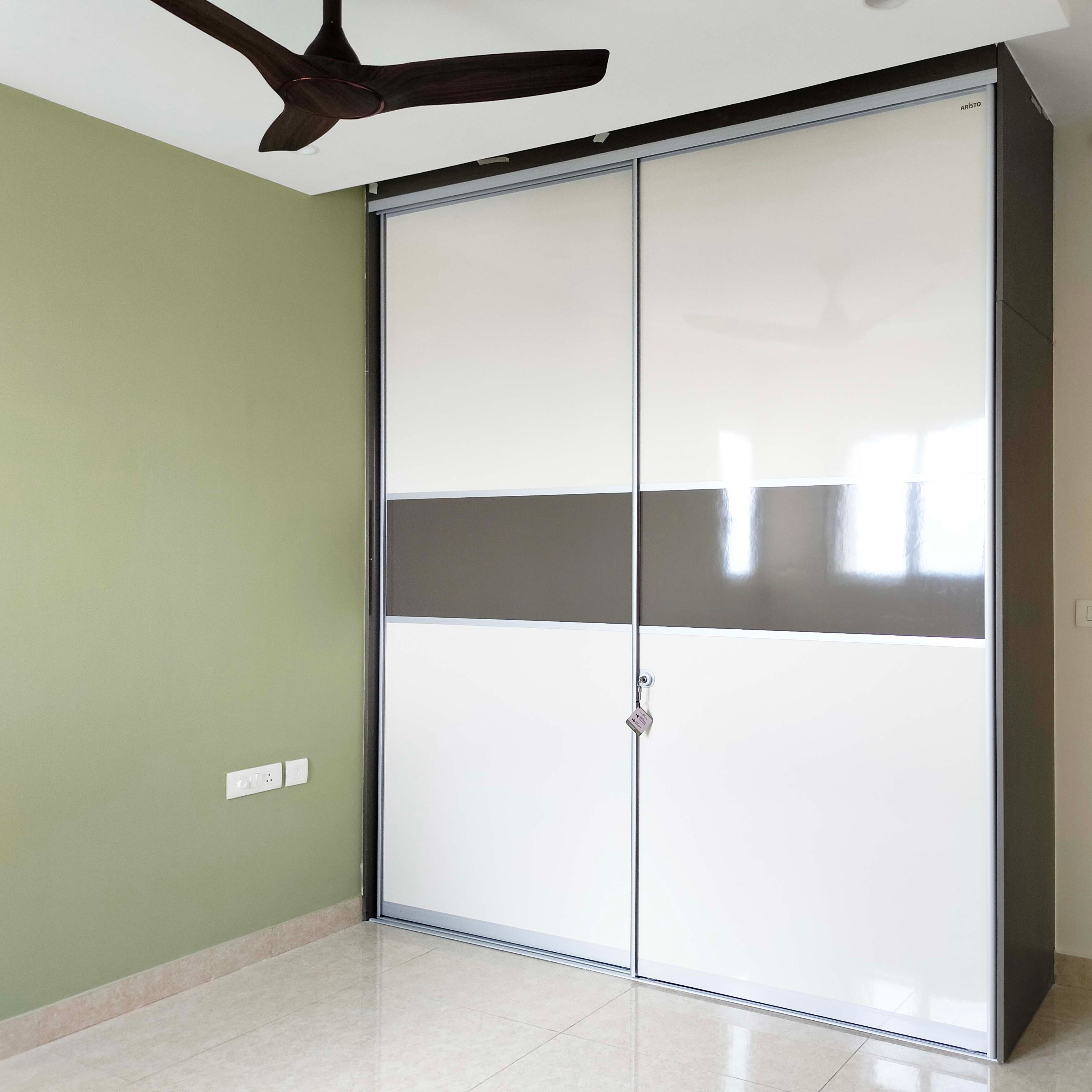 2-Door Floor-to-Ceiling Sliding Wardrobe Design Featuring Champagne and Grey Finish
