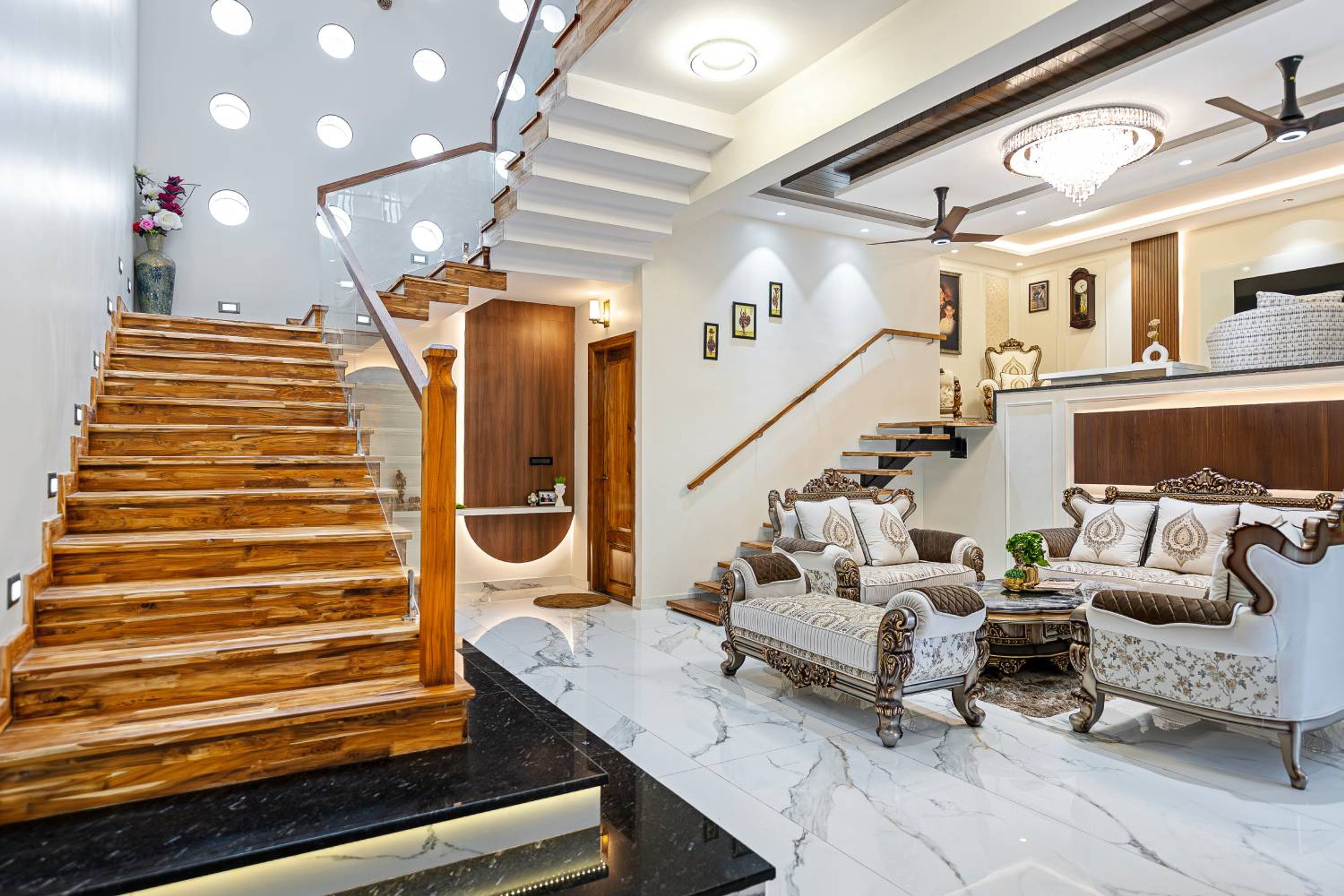 Straight Flight Staircase Design with Glass and Metal Railing