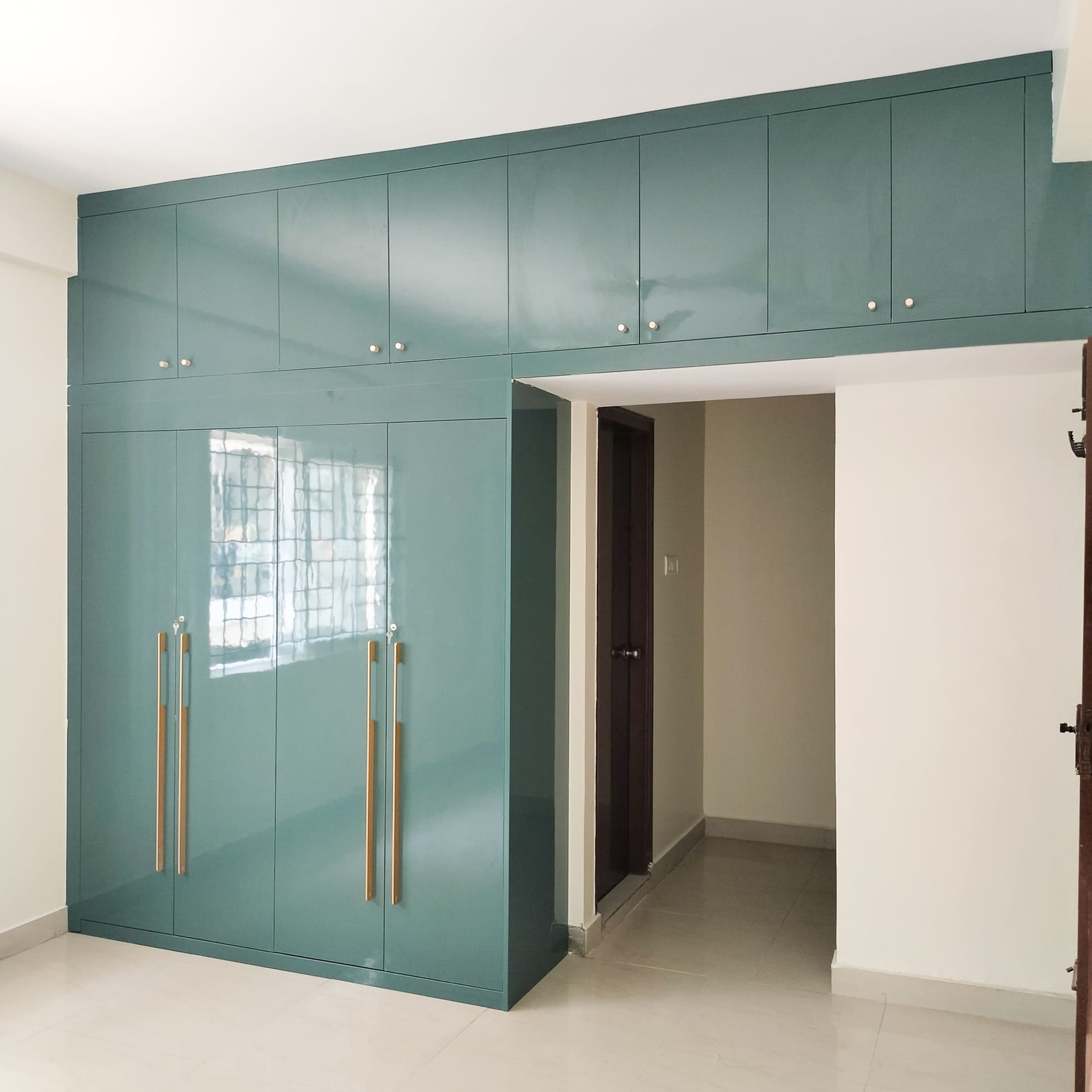 4-Door Green Swing Wardrobe Design