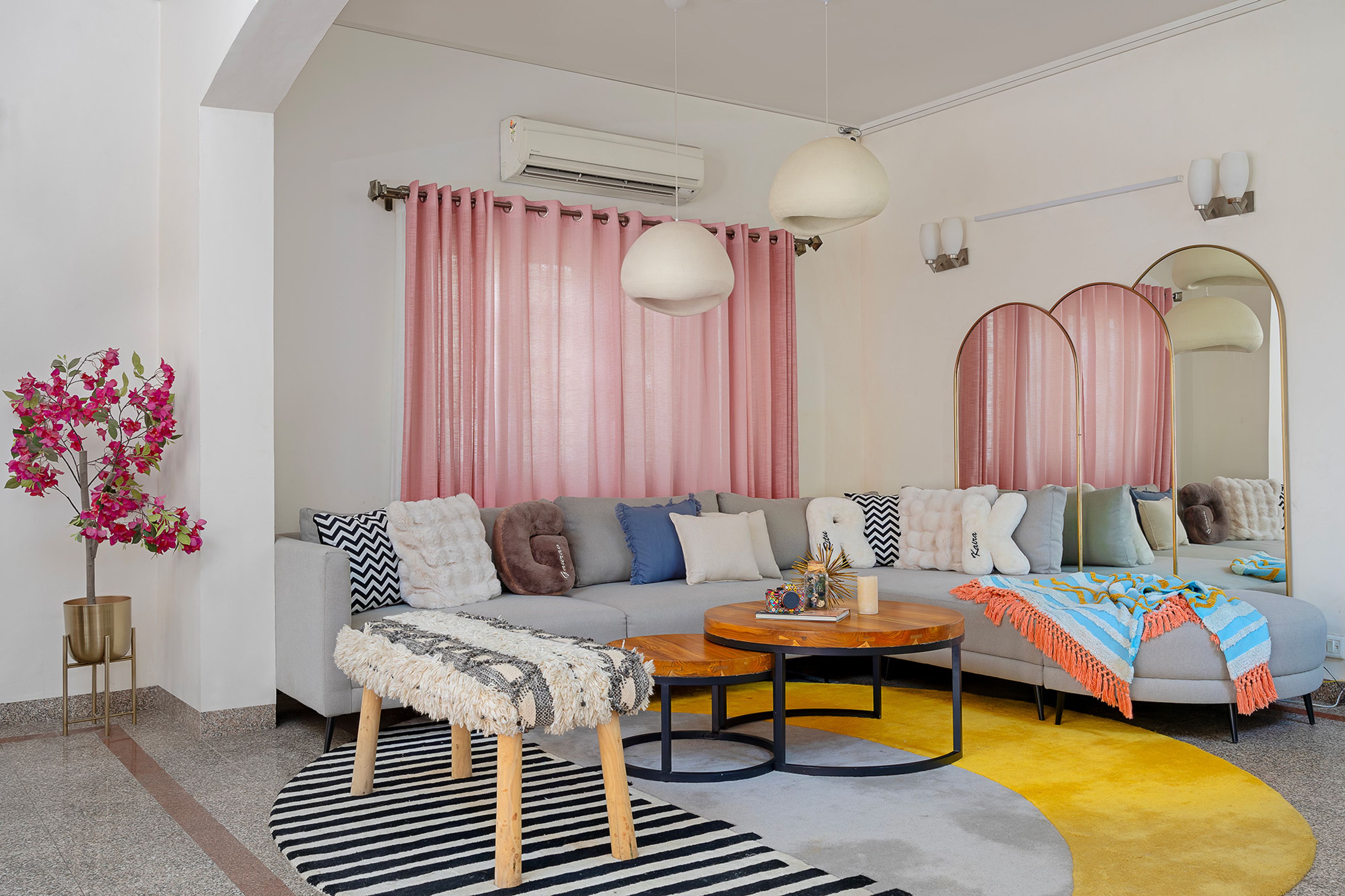 White TV Unit Design with Marble Patterned Backsplash Wall