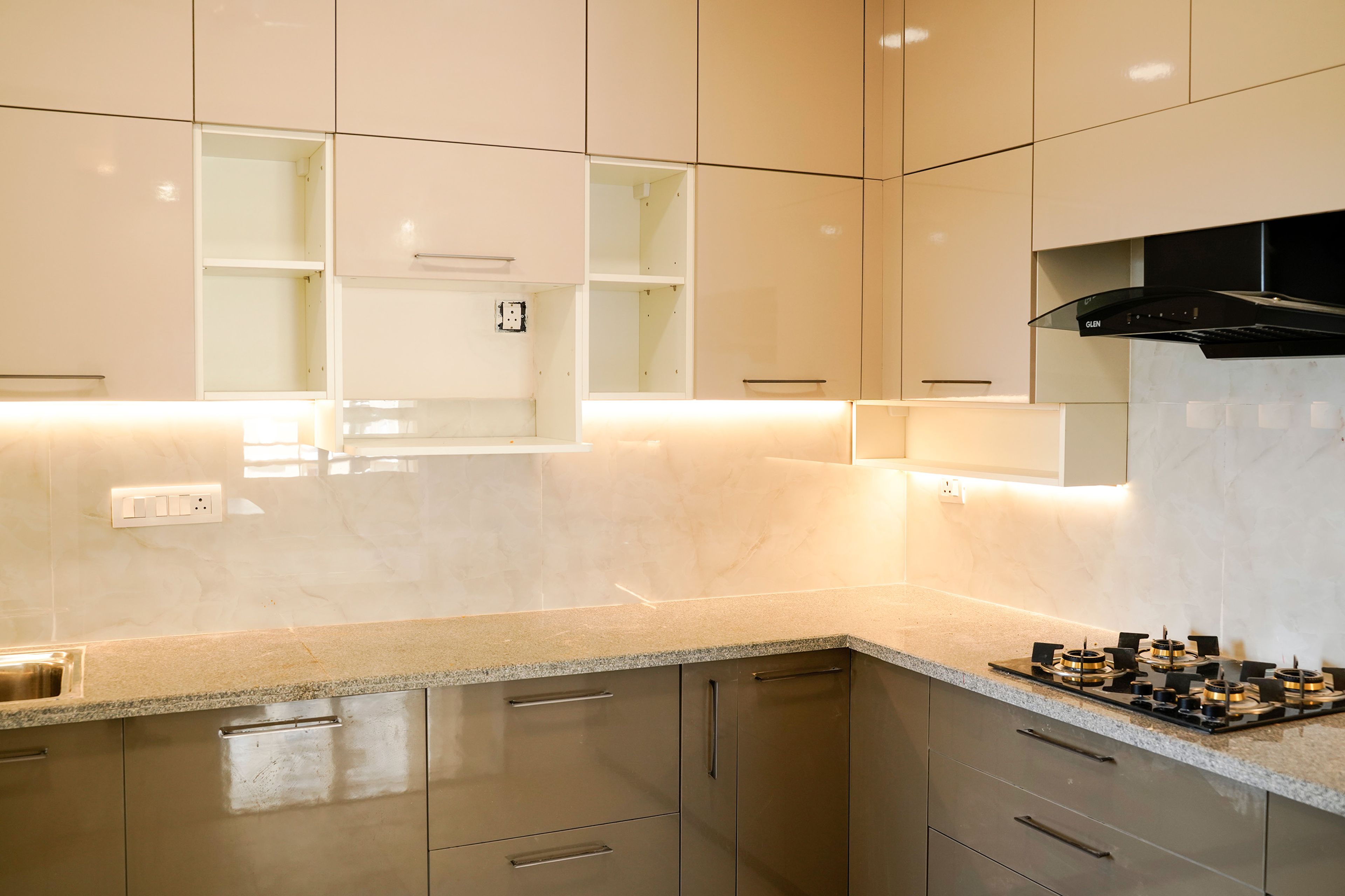 L-Shaped KItchen Design with White and Light Brown Units