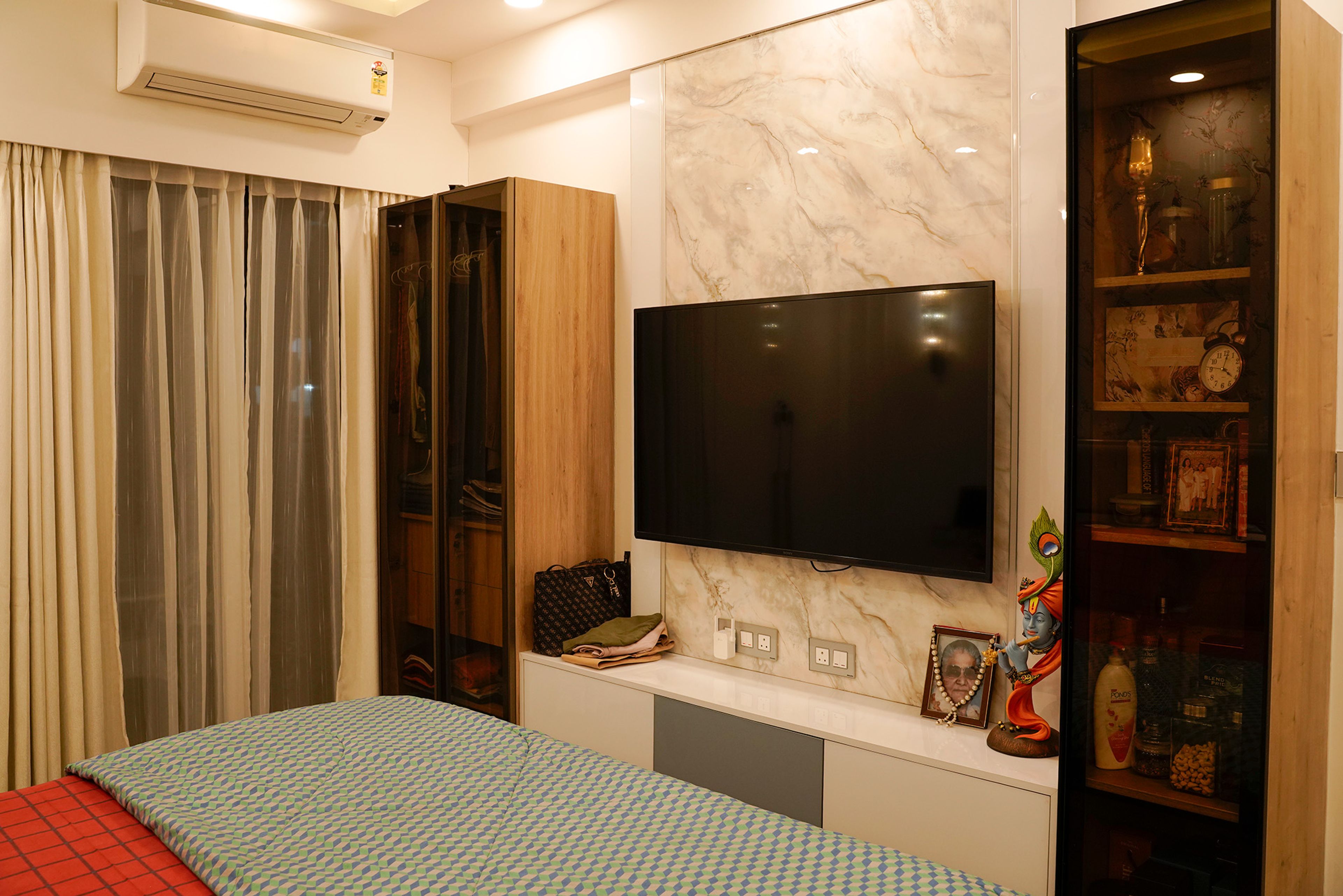 Bedroom Design with TV Unit, Tinted Glass Shutter 2-Door Swing Wardrobe and Tall Unit