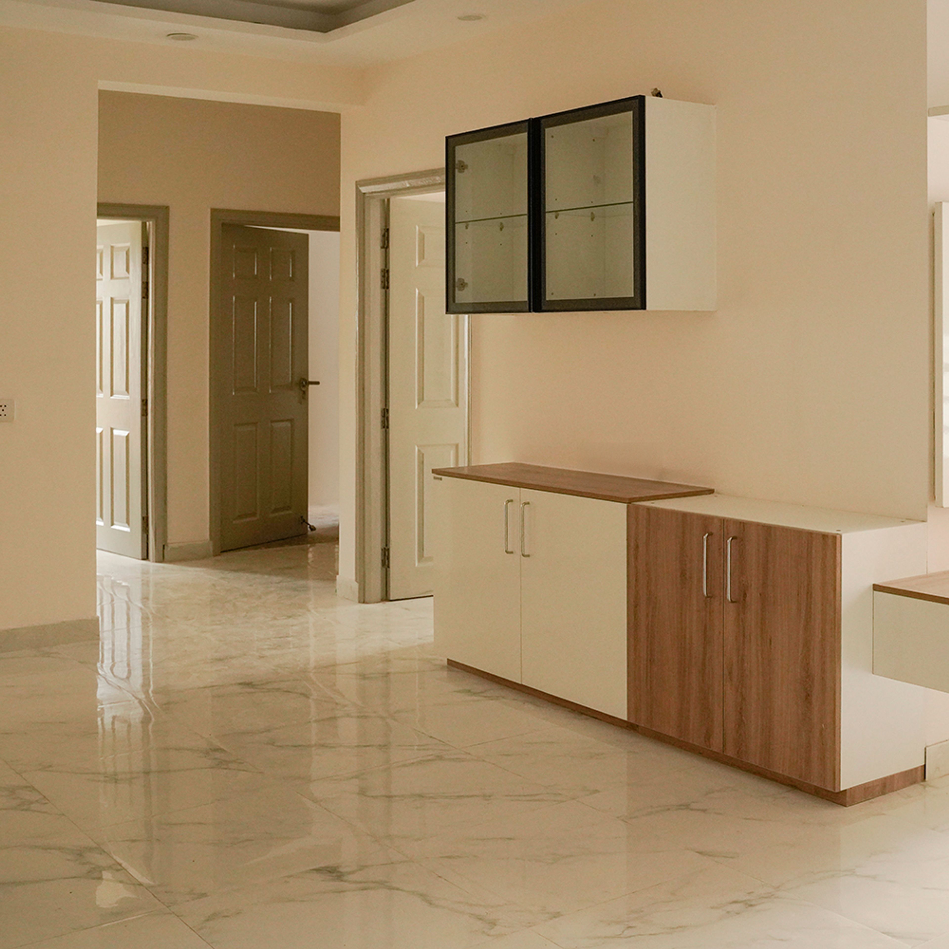 Crockery Unit with White and Wooden Base Unit and Glass Wall Units