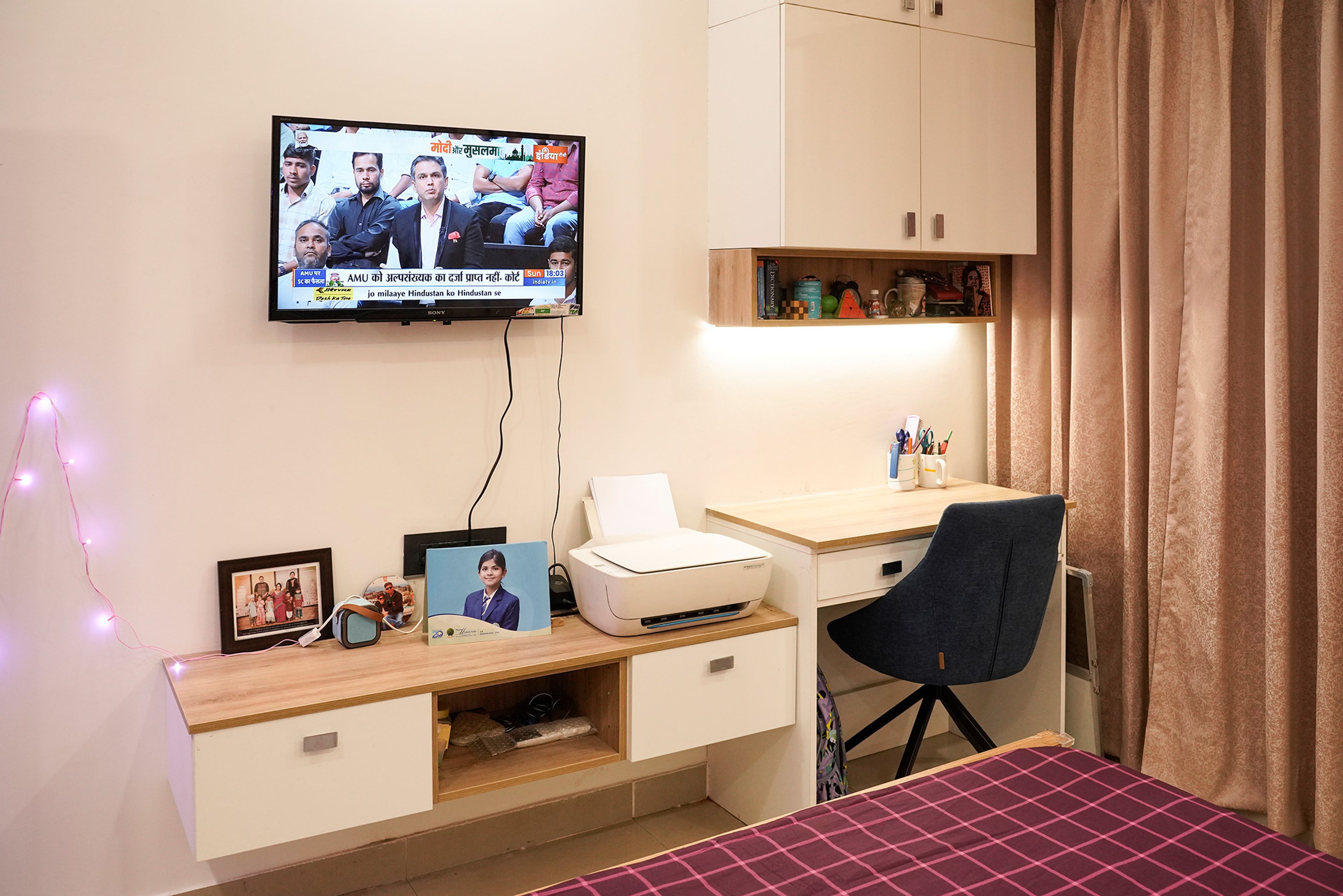 White study space and TV unit