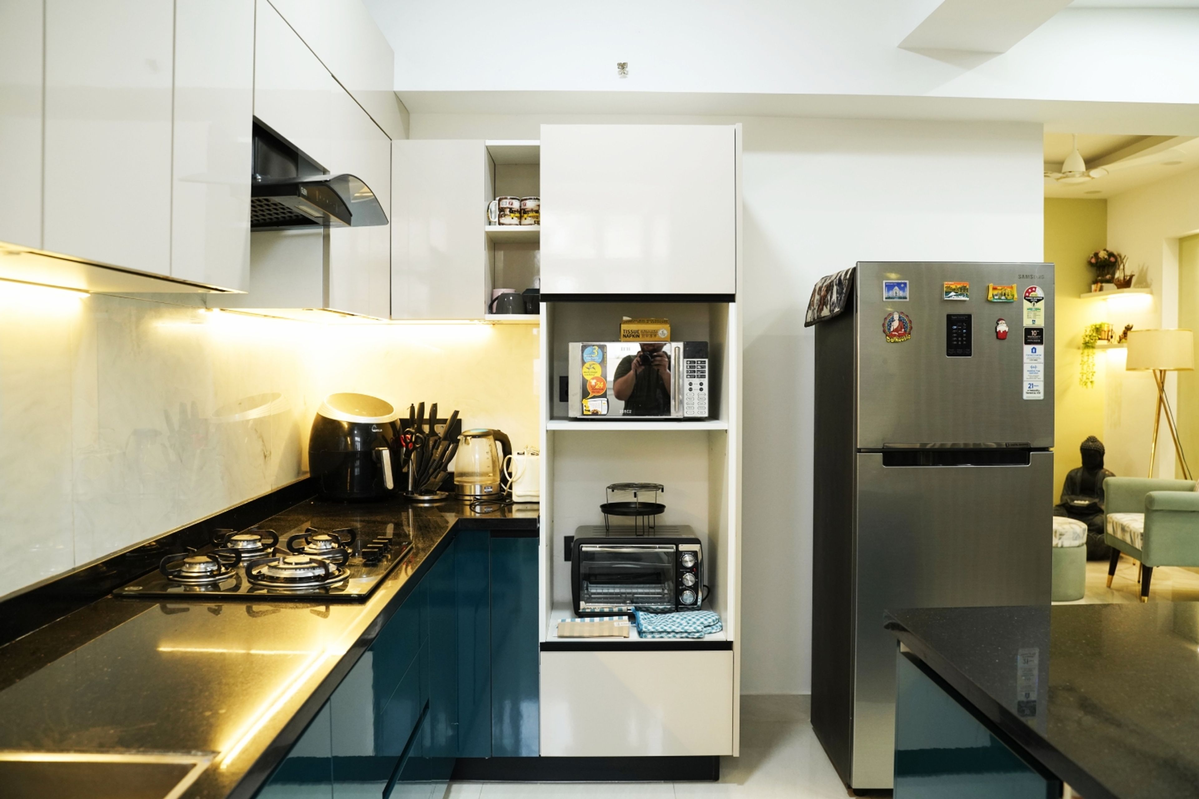 India Kitchen Design with Under Cabinet Lighting