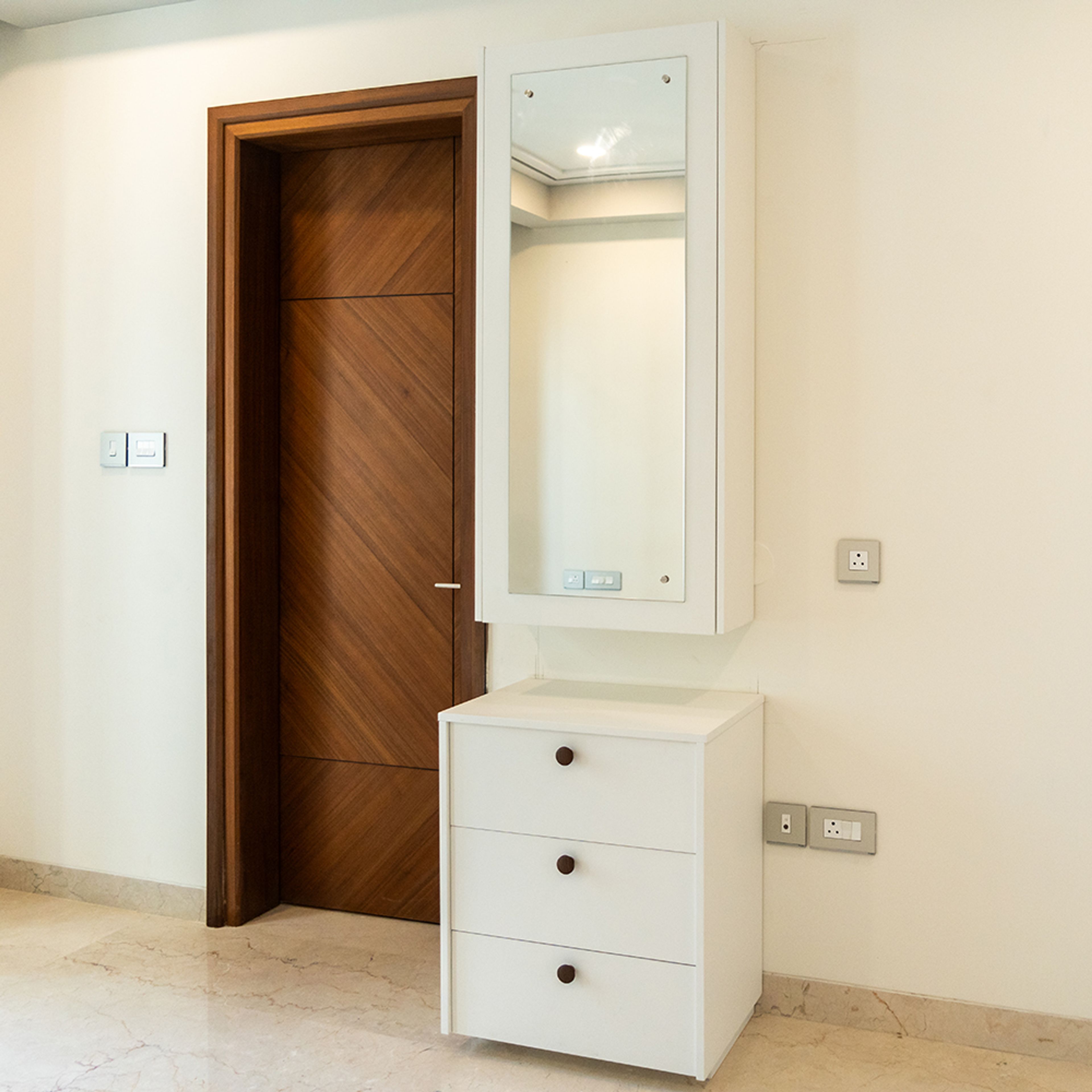 White dressing unit with inbuilt storage