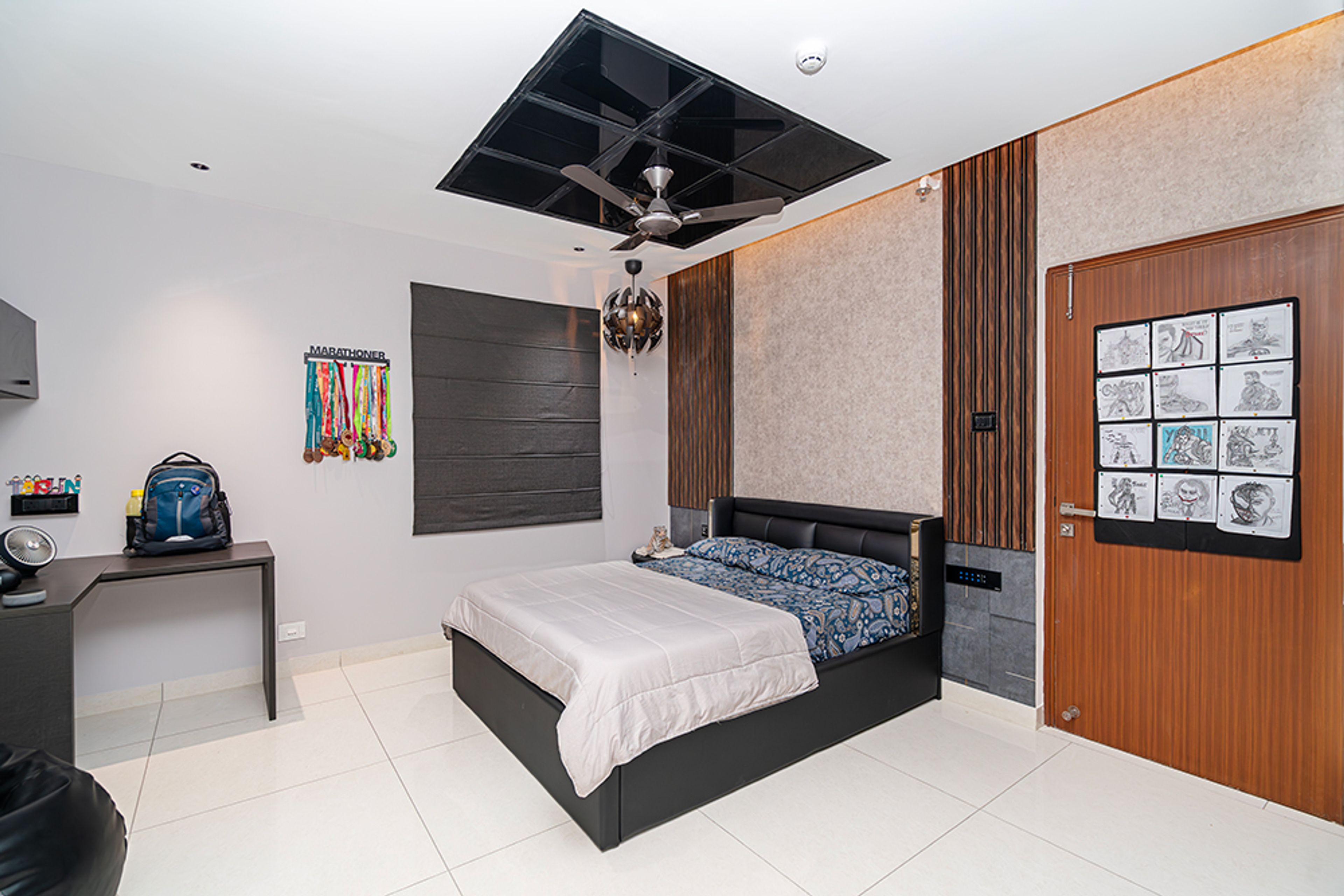 Bedroom Design with Brown Fluted Walls and Grey Study