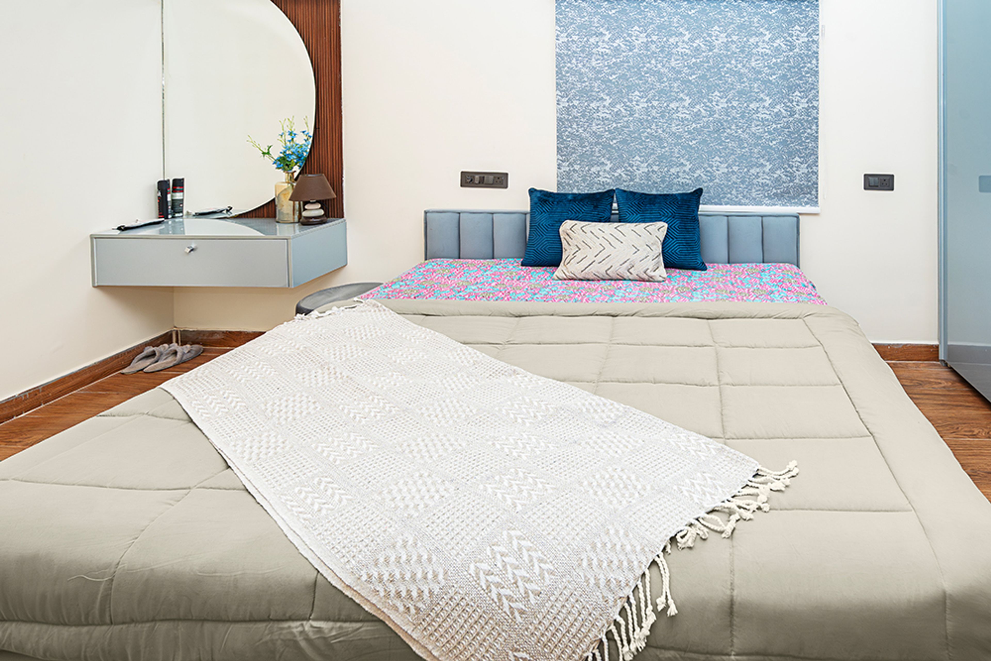 Bedroom Design with Light Blue Tufted Bed with Furnishings
