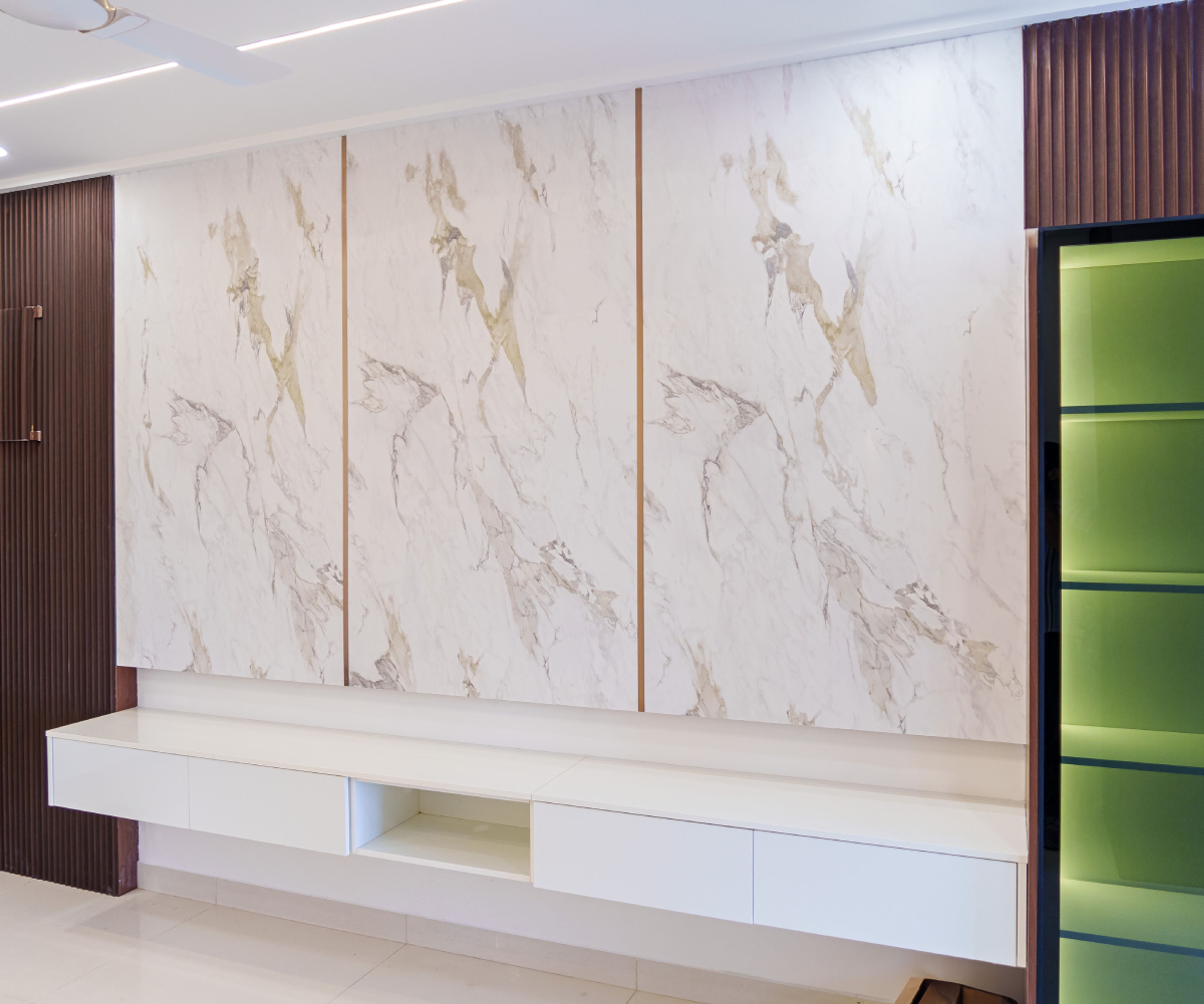 TV Unit Design with Marble Patterned Backsplash, Attached Wooden Tall Unit