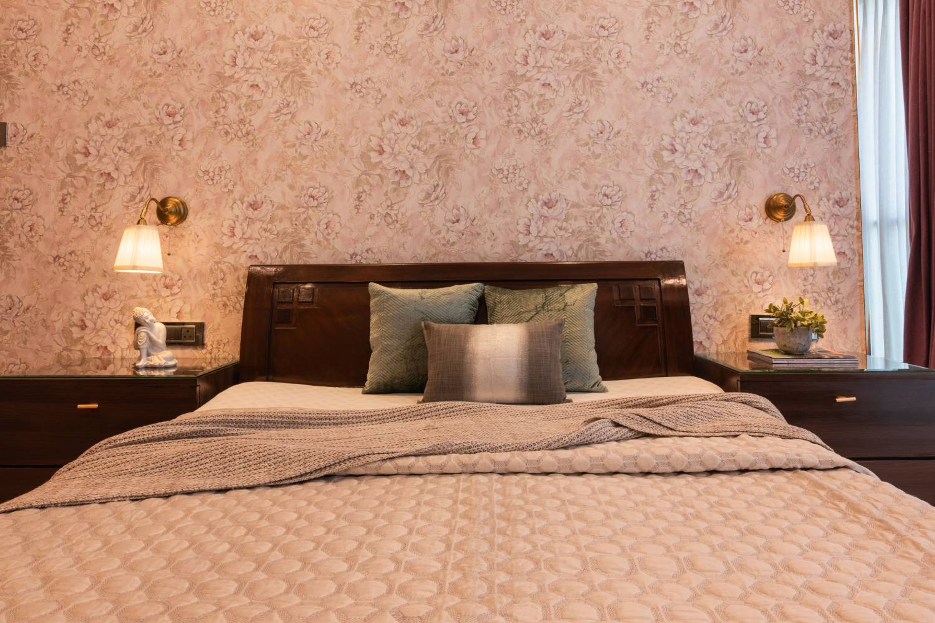 Guest Bedroom Design with Light Pink Floral Patterned Wallpaper