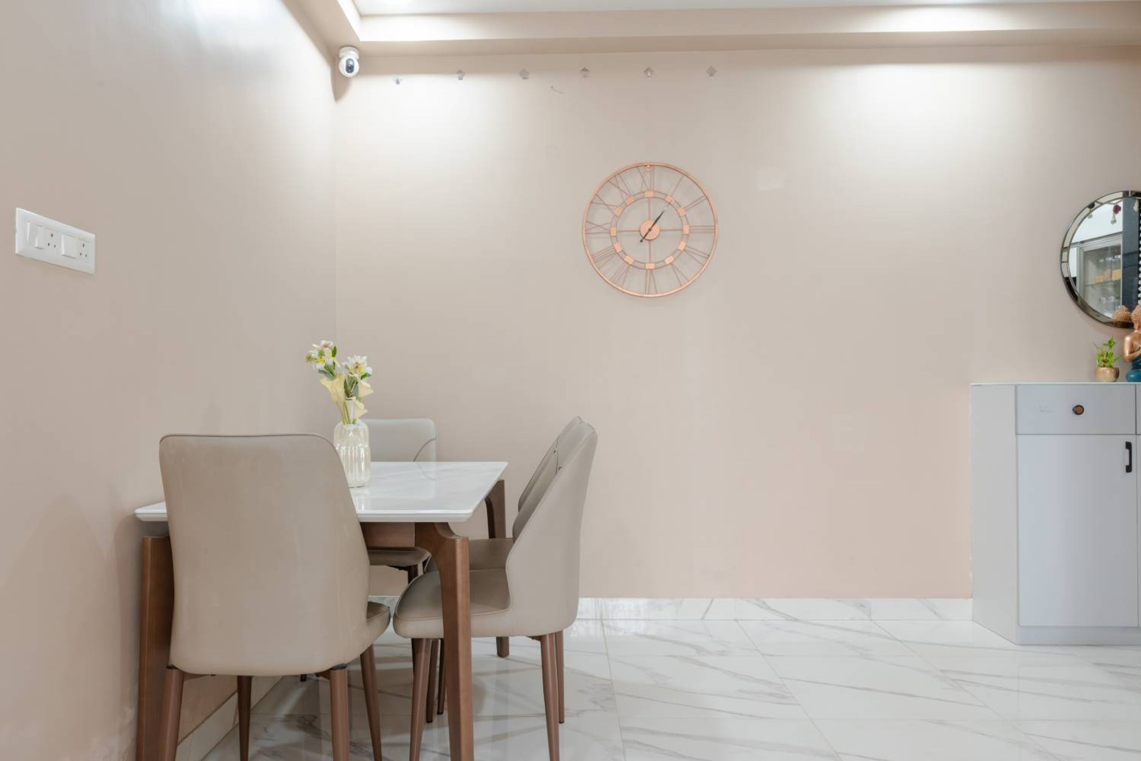 4-Seater Dining Space with Leather Upholstered Chairs and Marble Top Table