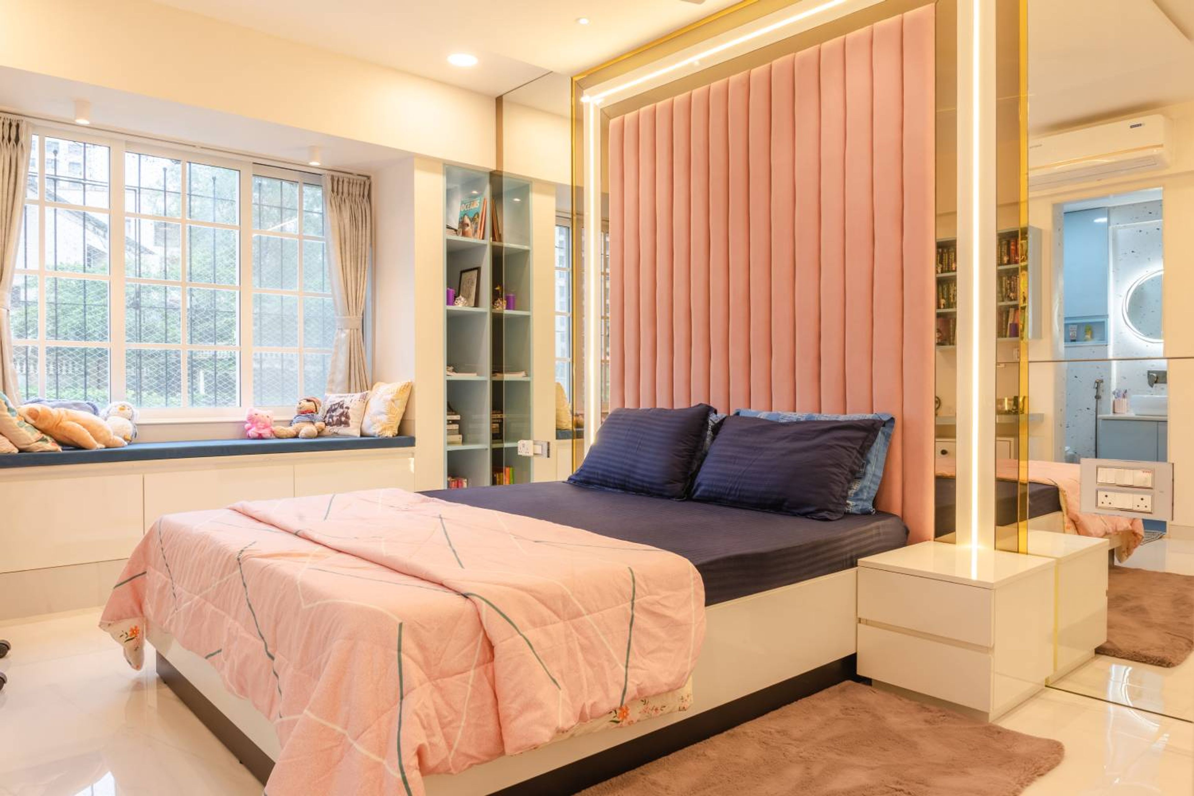 Kids Bedroom Design with Hydraulic Storage Bed