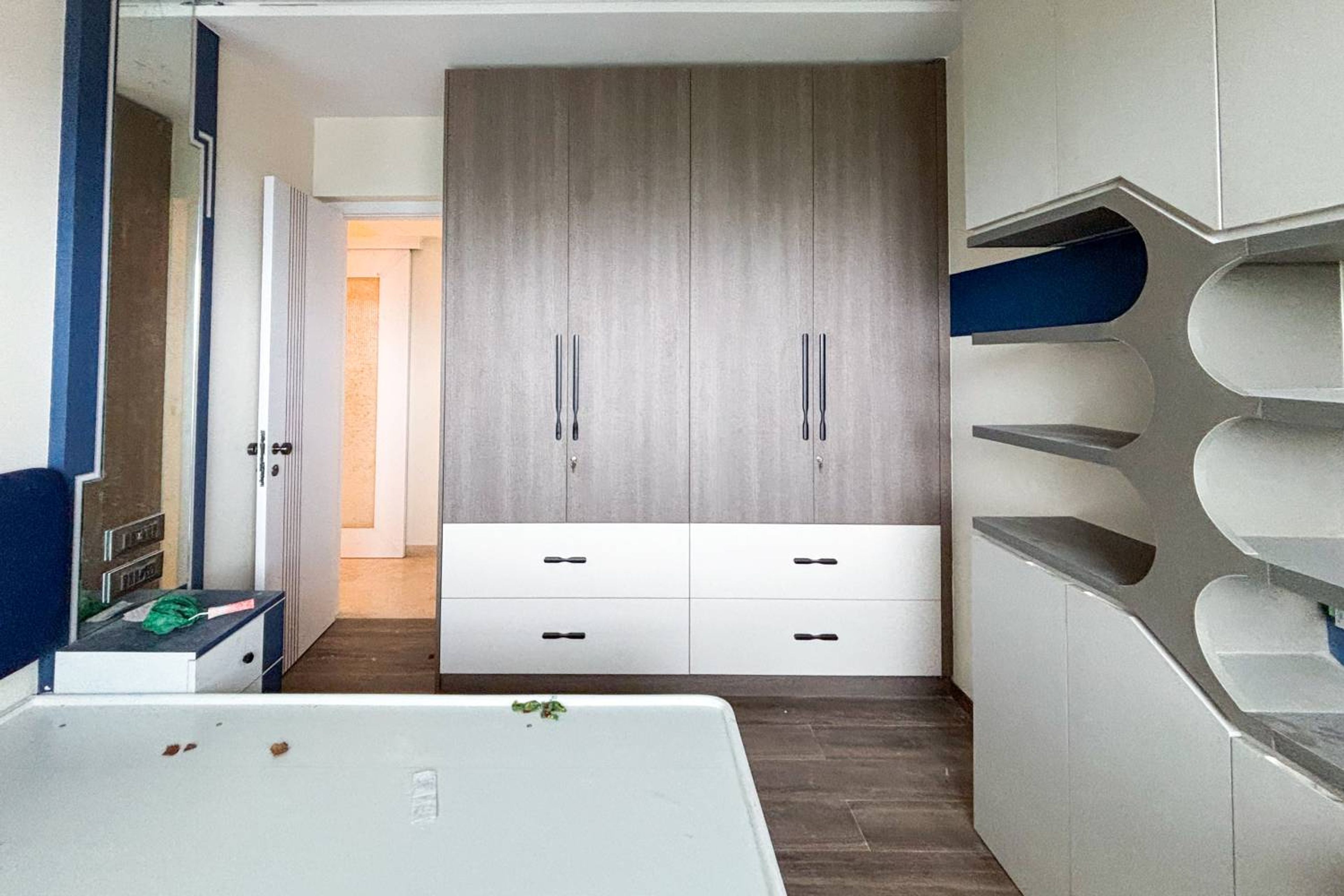 Bedroom Design with 4-Door Wooden Swing Wardrobe