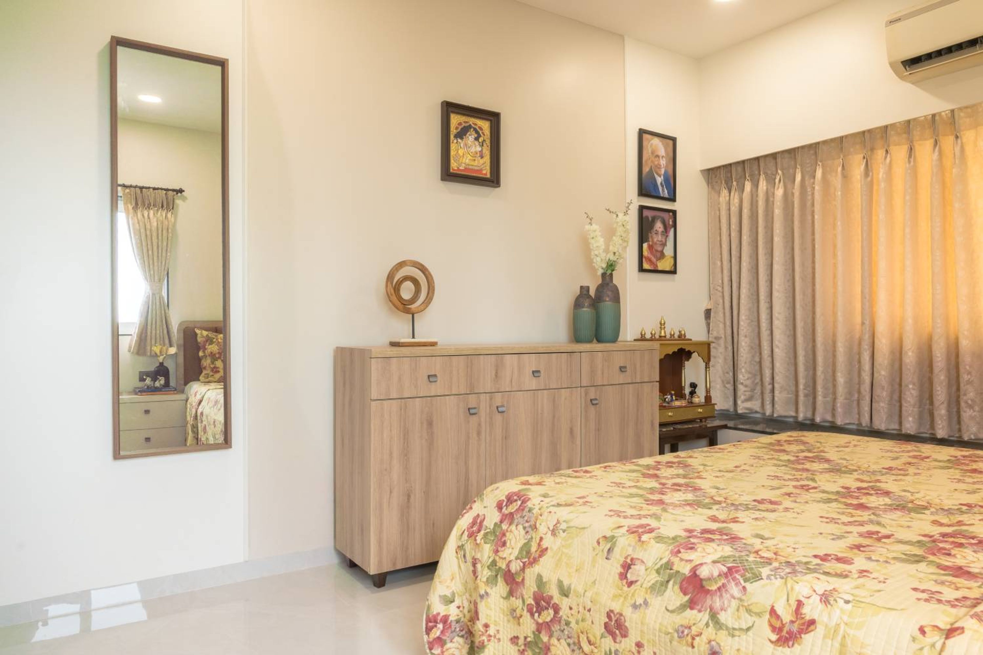 Bedroom Design with Wall Mounted Mirror and Storage Cabinet