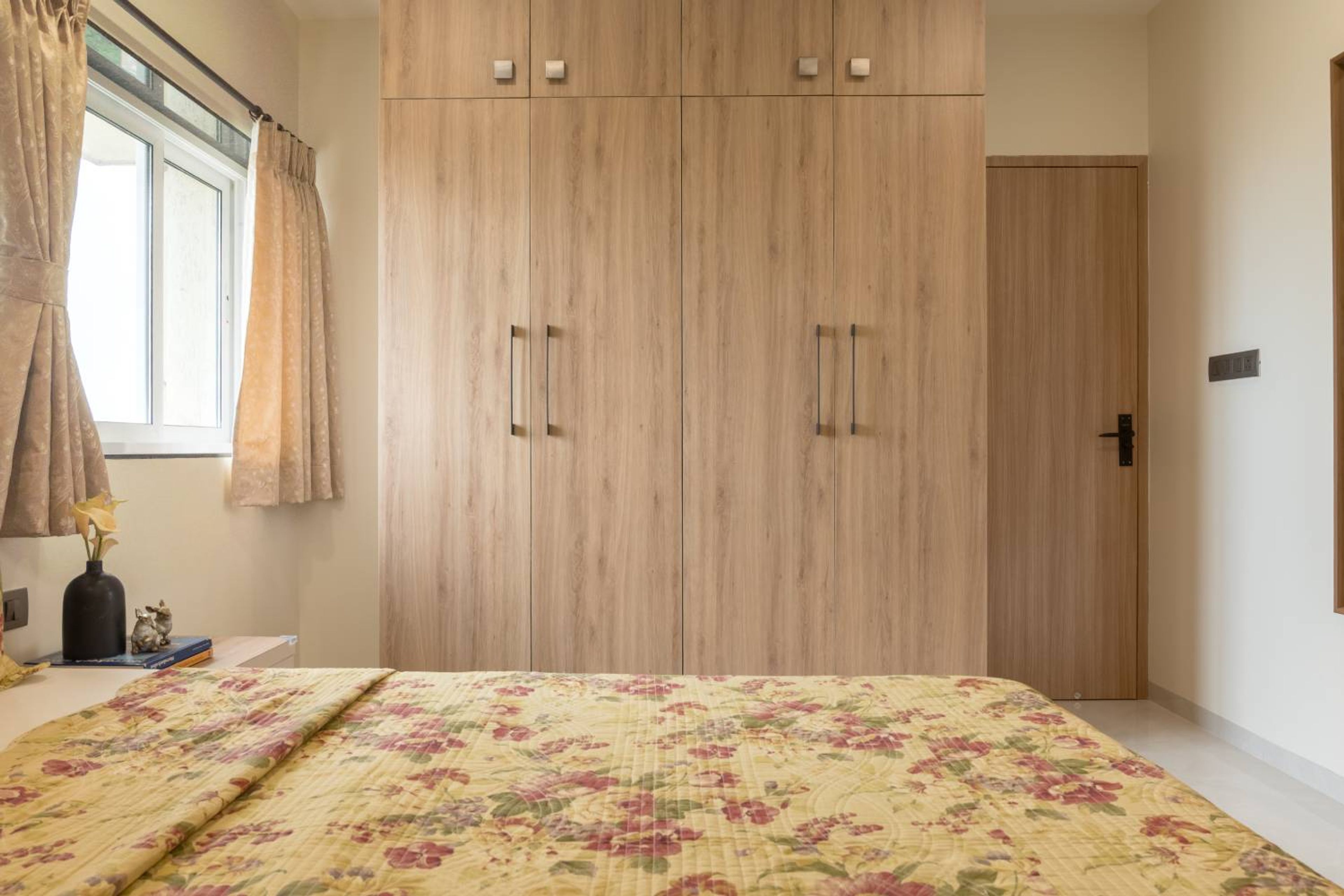 Bedroom Design with 4-Door Wooden Swing Wardrobe